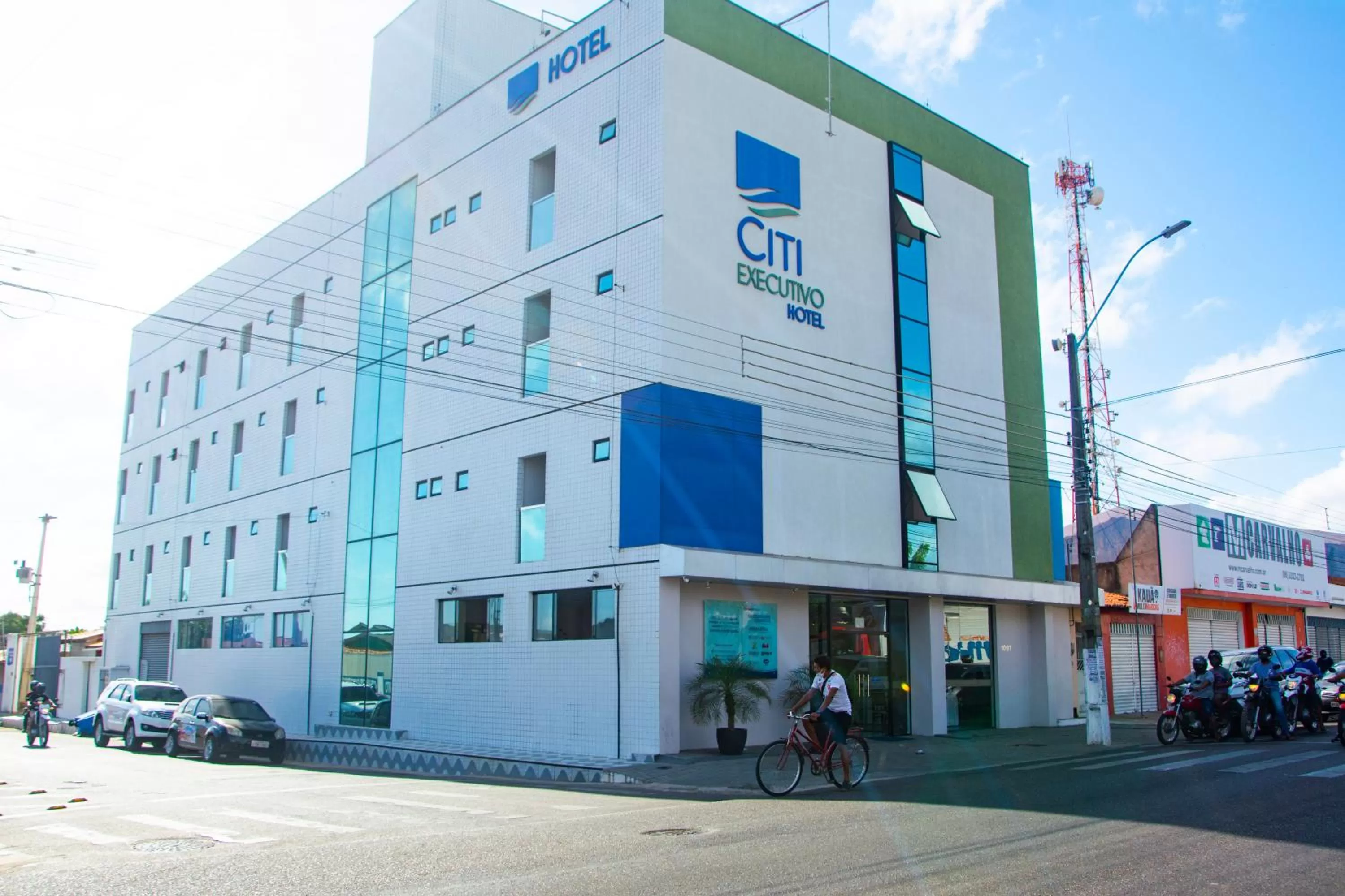 Property building in Citi Executivo Hotel