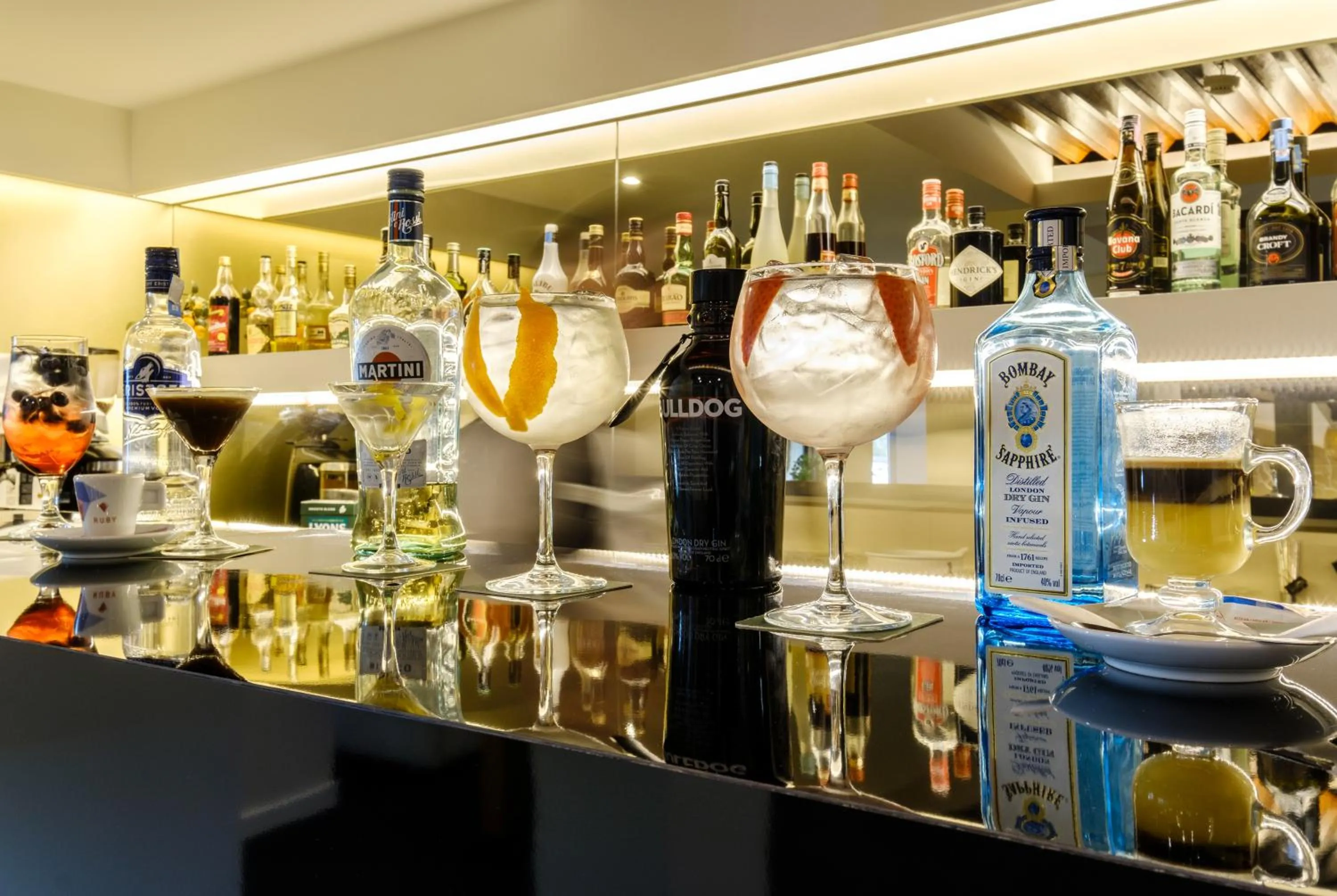 Lounge or bar in Hotel Regina