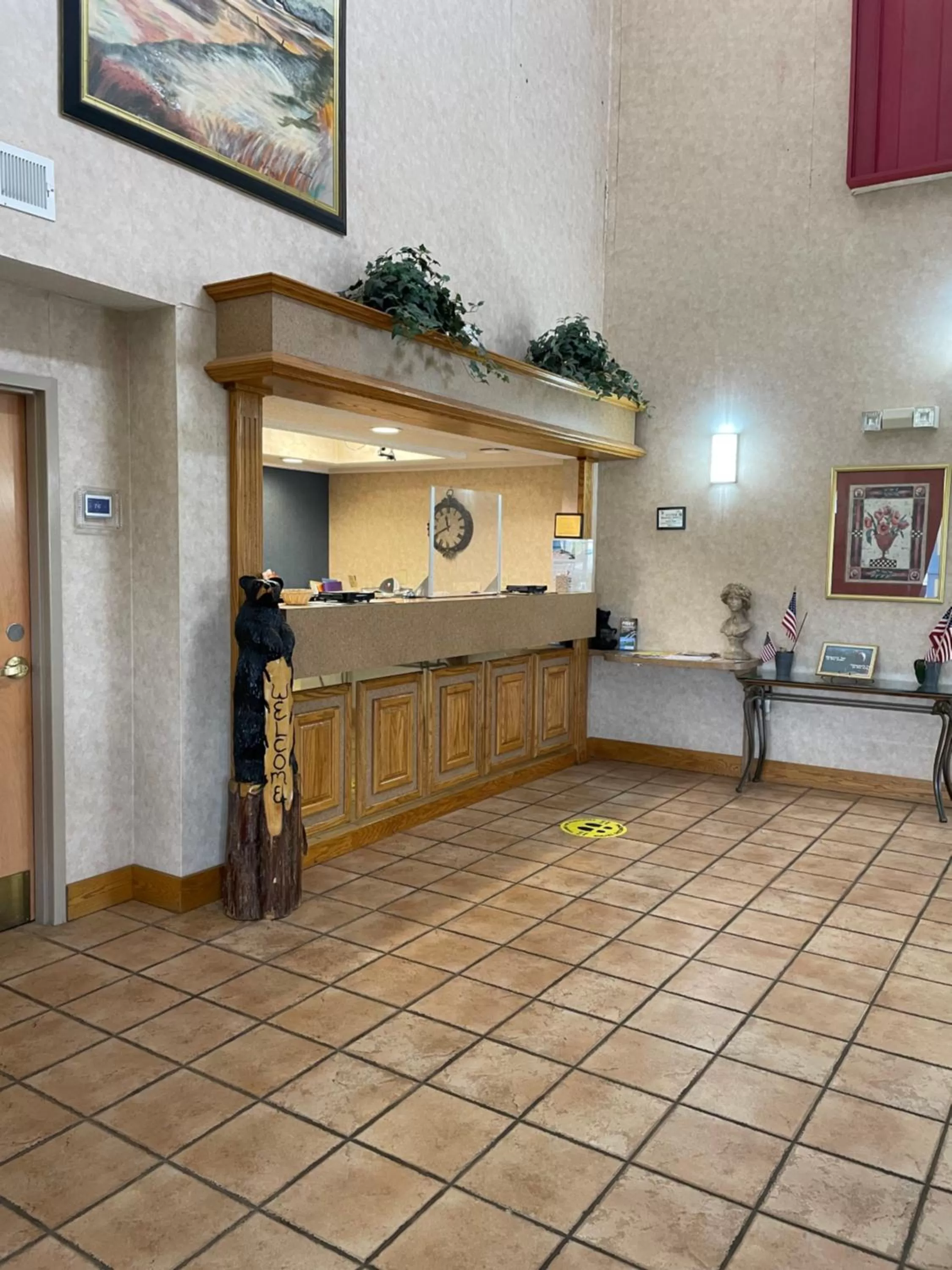 Lobby or reception in Econo Lodge Newport Smoky Mountains Gateway