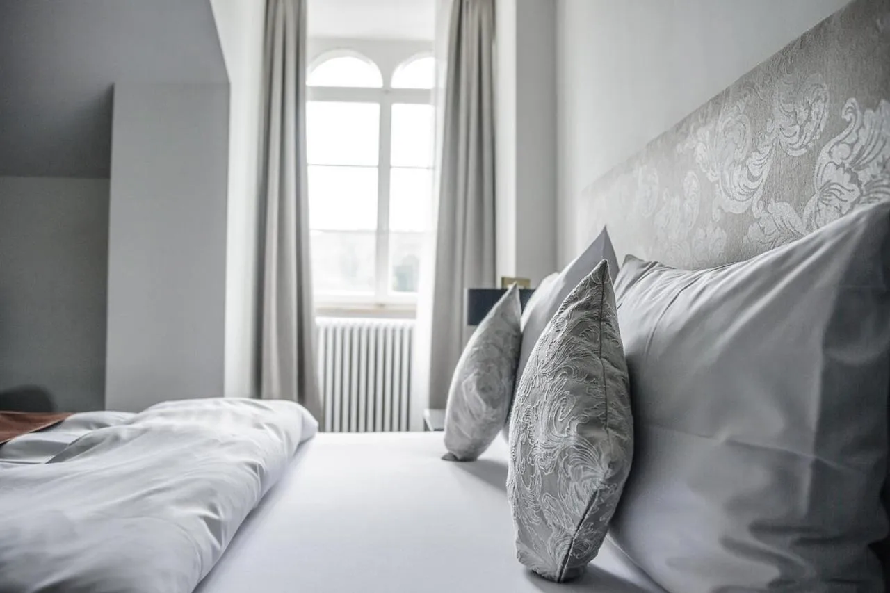 Decorative detail, Bed in Bad Schauenburg