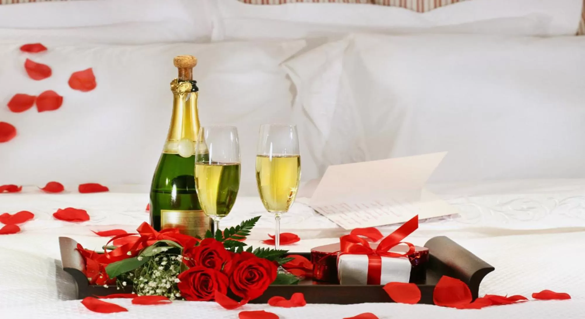 Decorative detail in Blanc Smith Residence