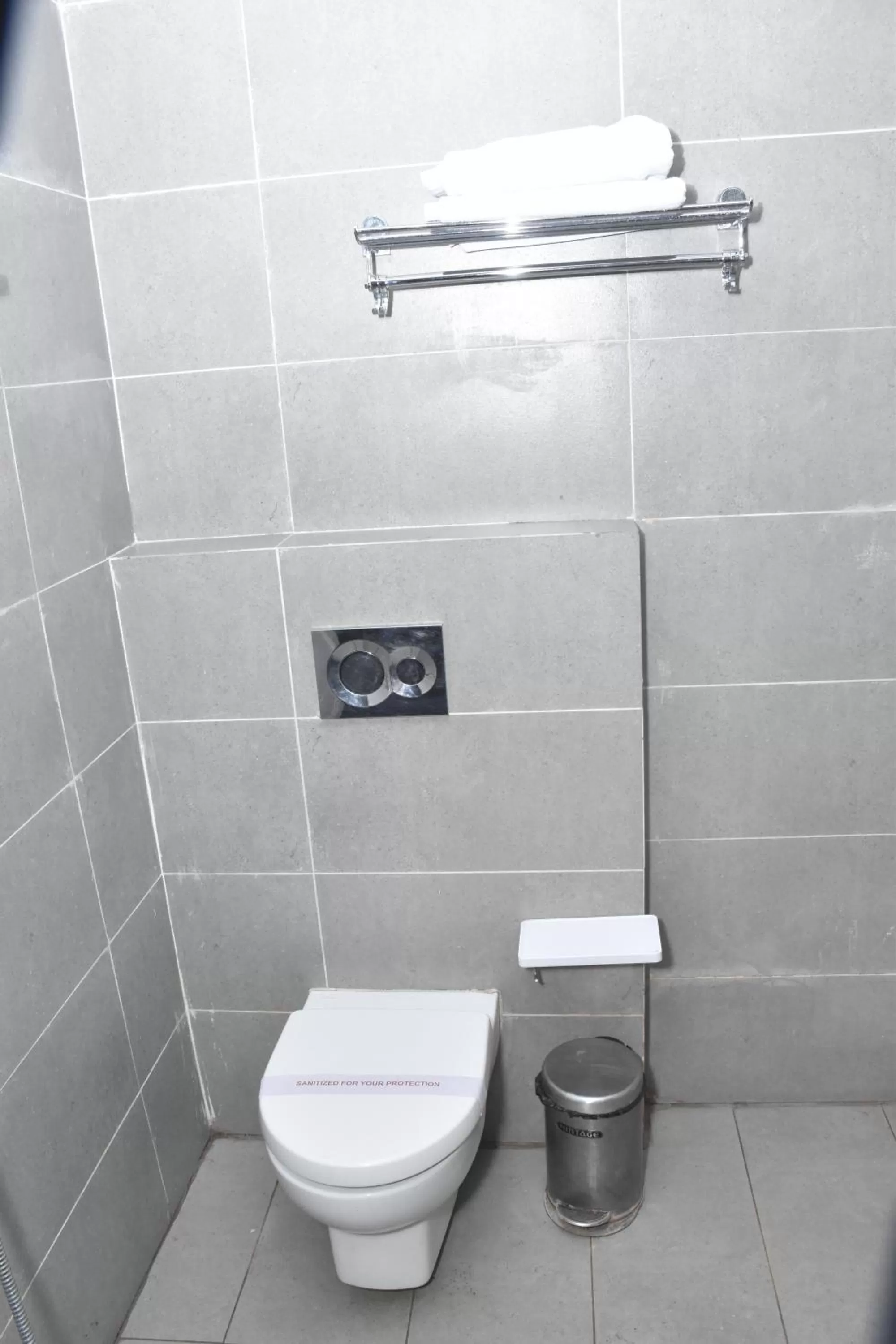 Bathroom in Hotel Yatharth Inn