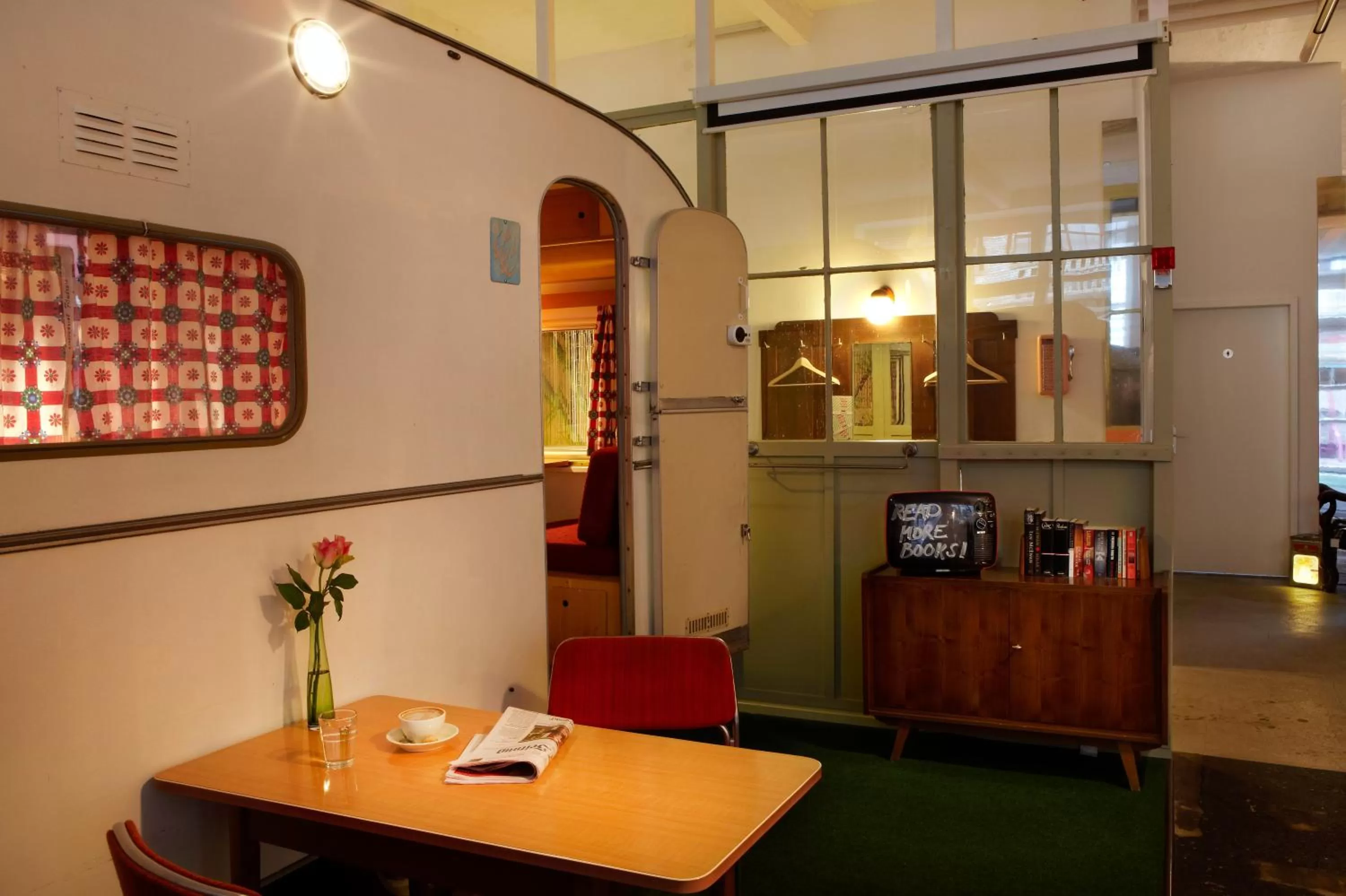 Photo of the whole room in Hüttenpalast