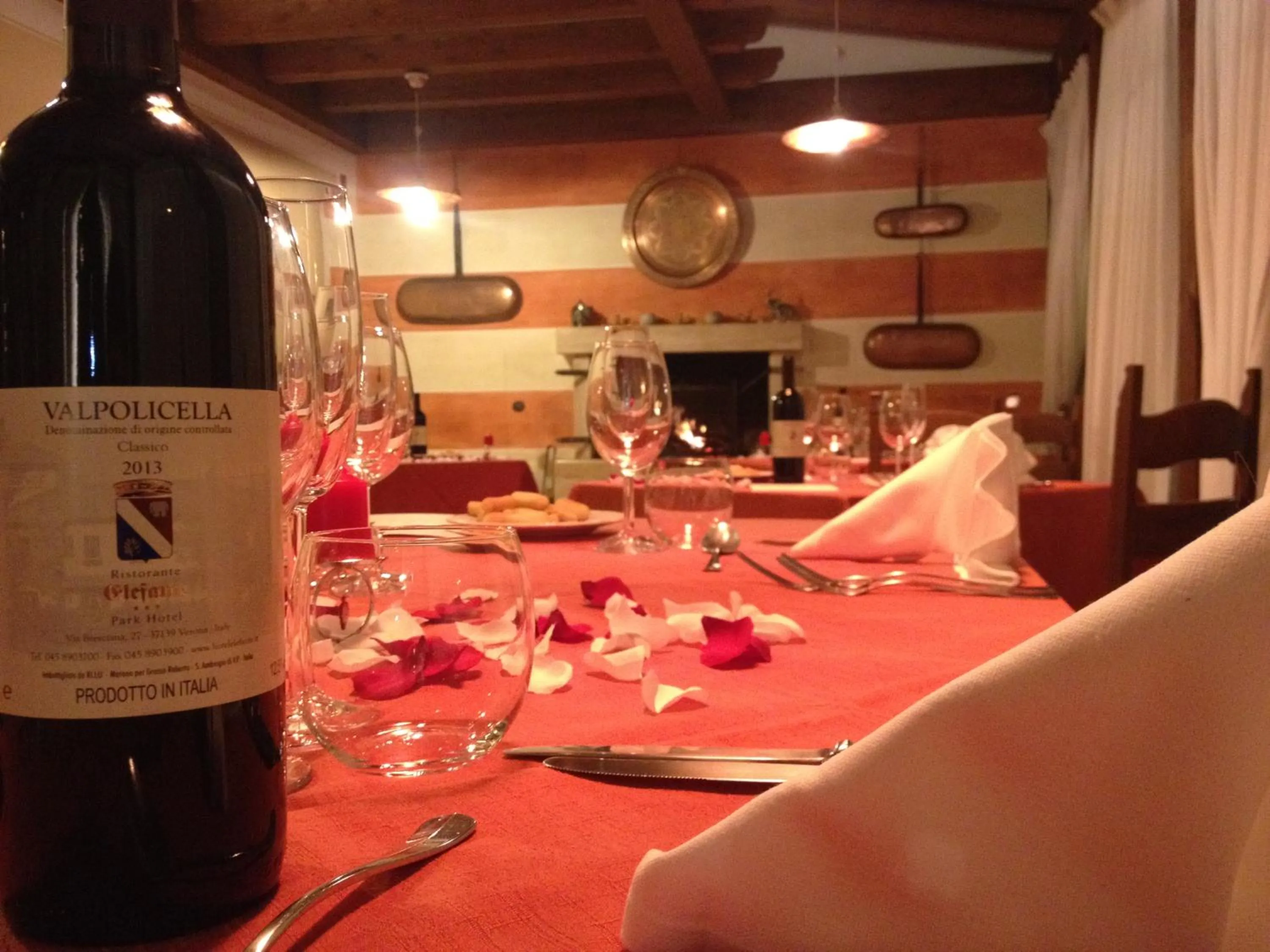 Restaurant/places to eat in Park Hotel Elefante