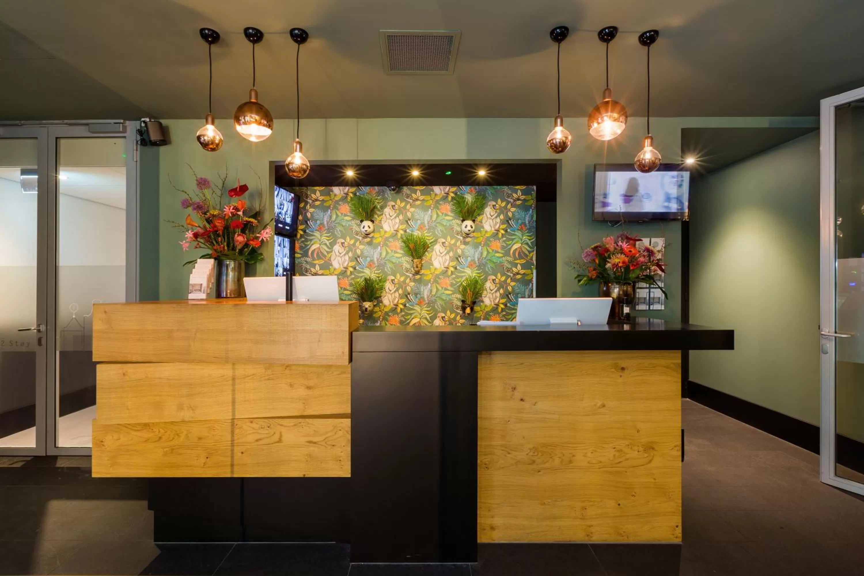 Lobby or reception in Hotel2Stay