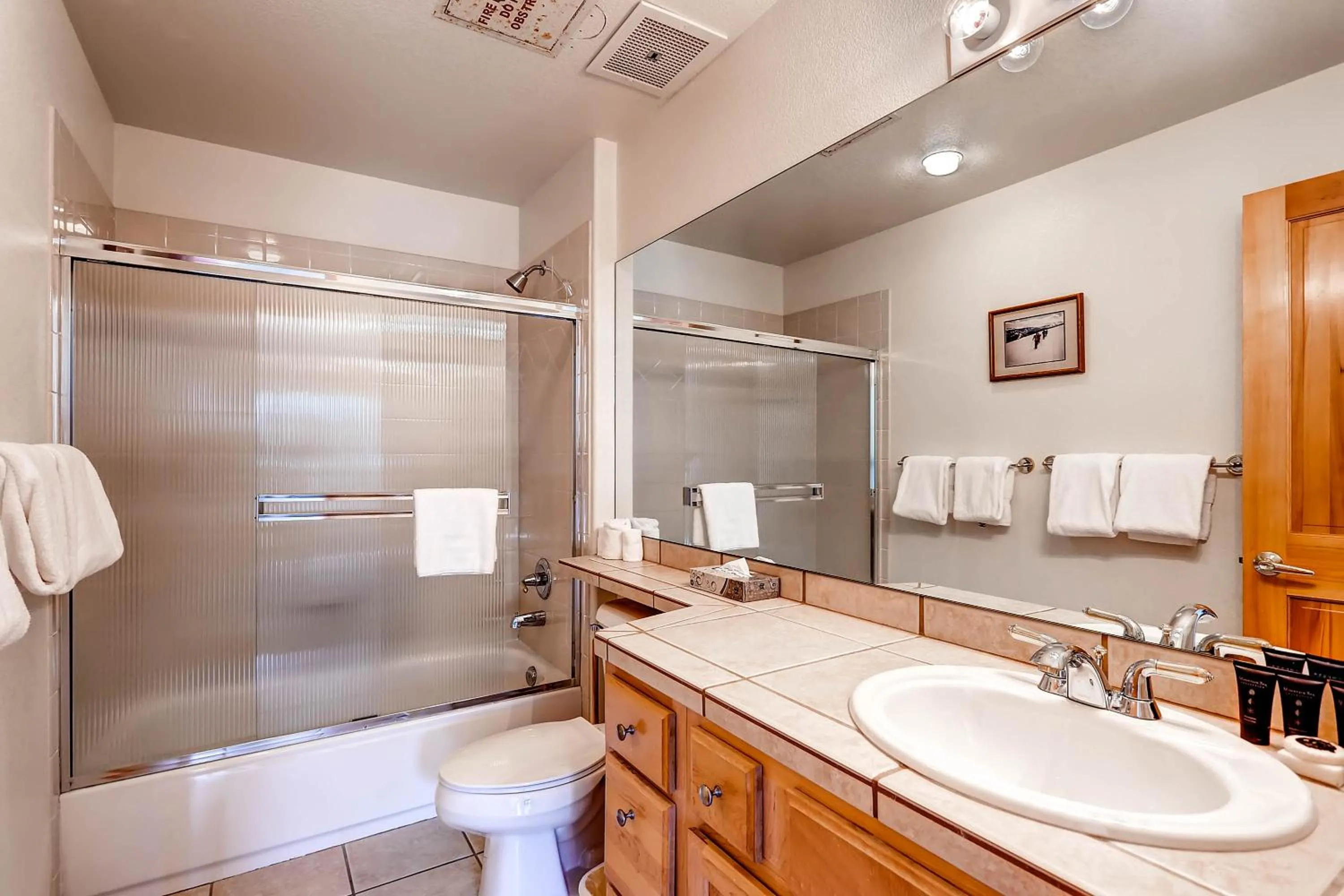 Bathroom in Gateway Mountain Lodge by Keystone Resort