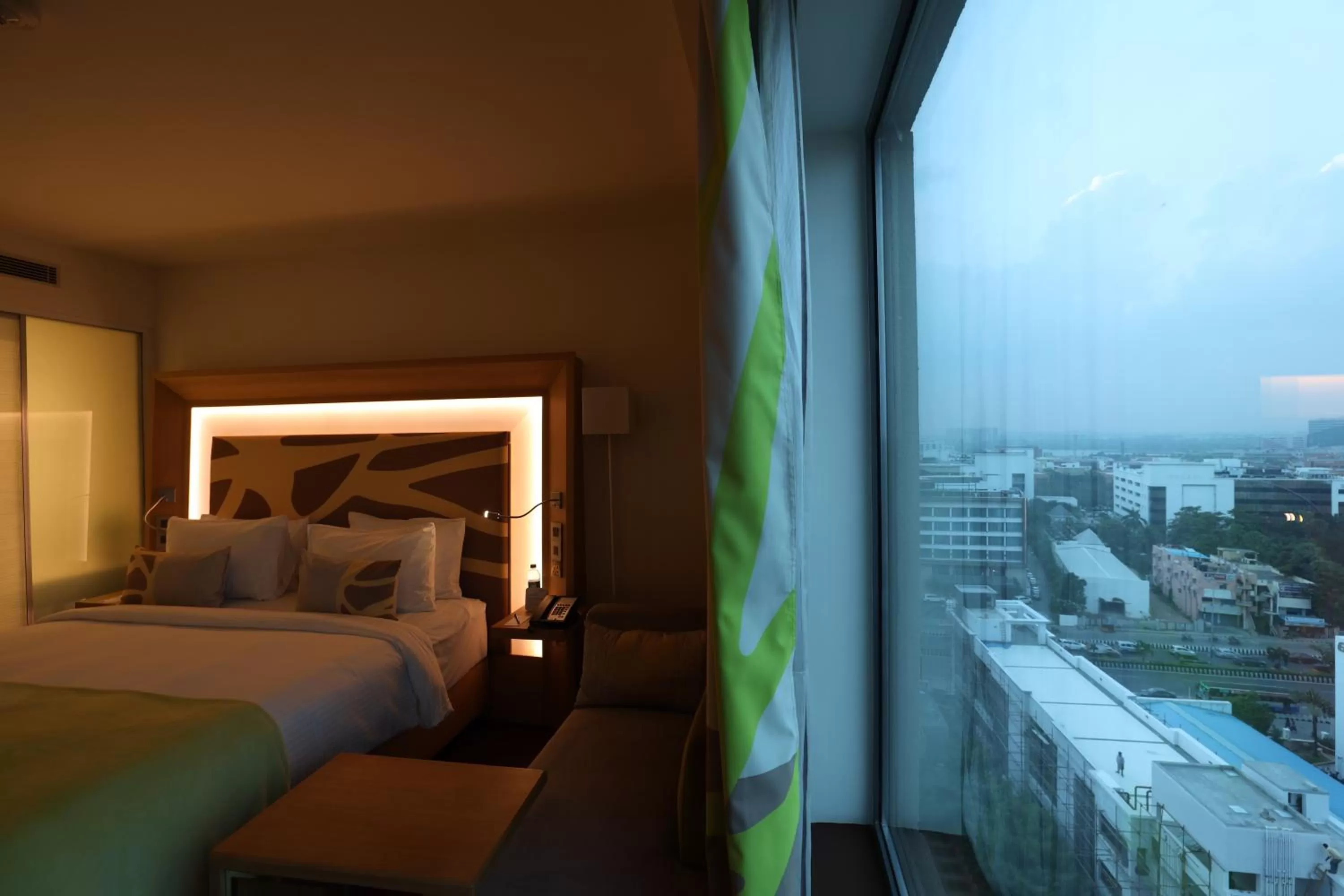Neighbourhood, Bed in Novotel Chennai OMR
