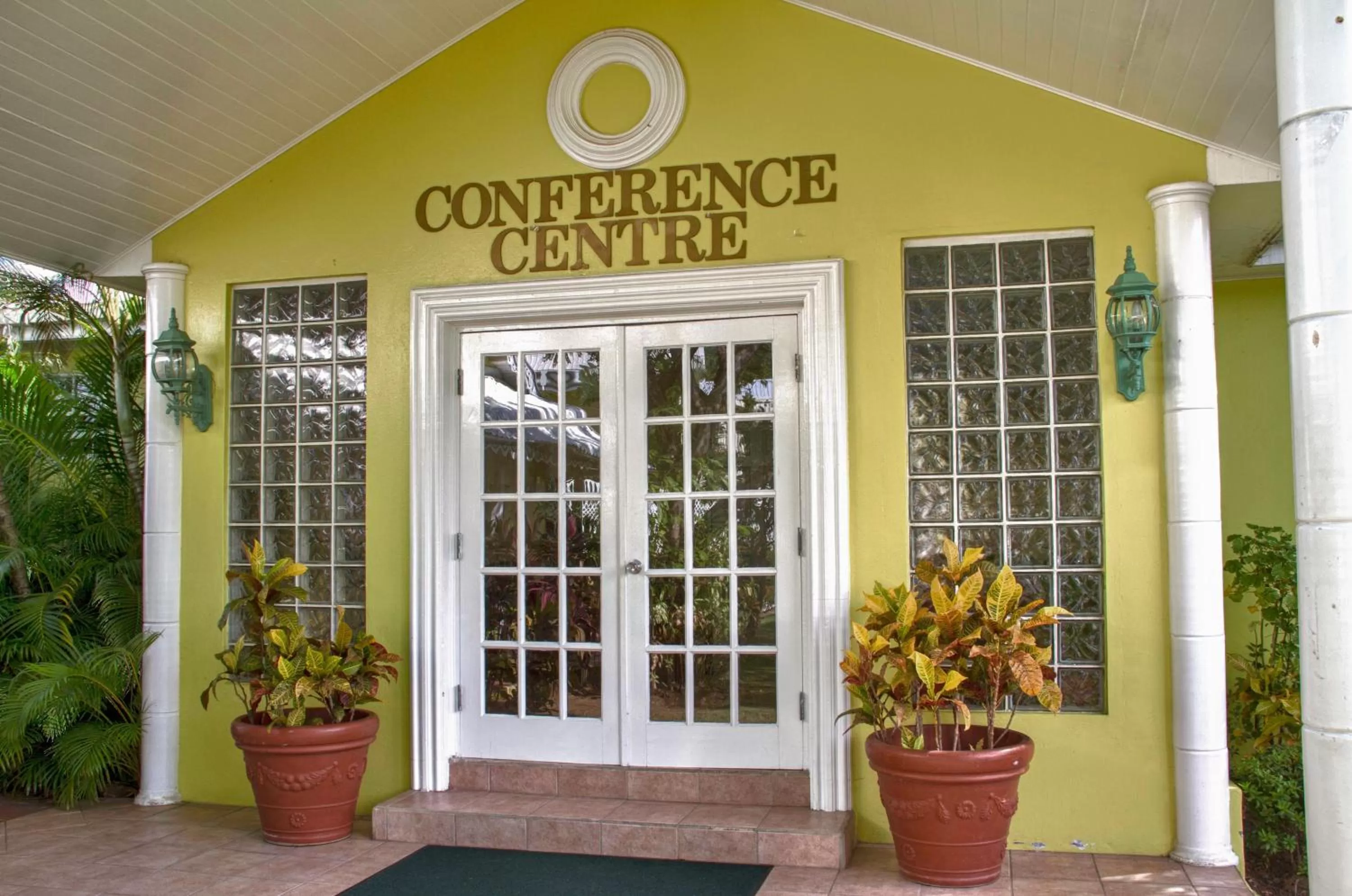 Facade/entrance in Bay Gardens Hotel