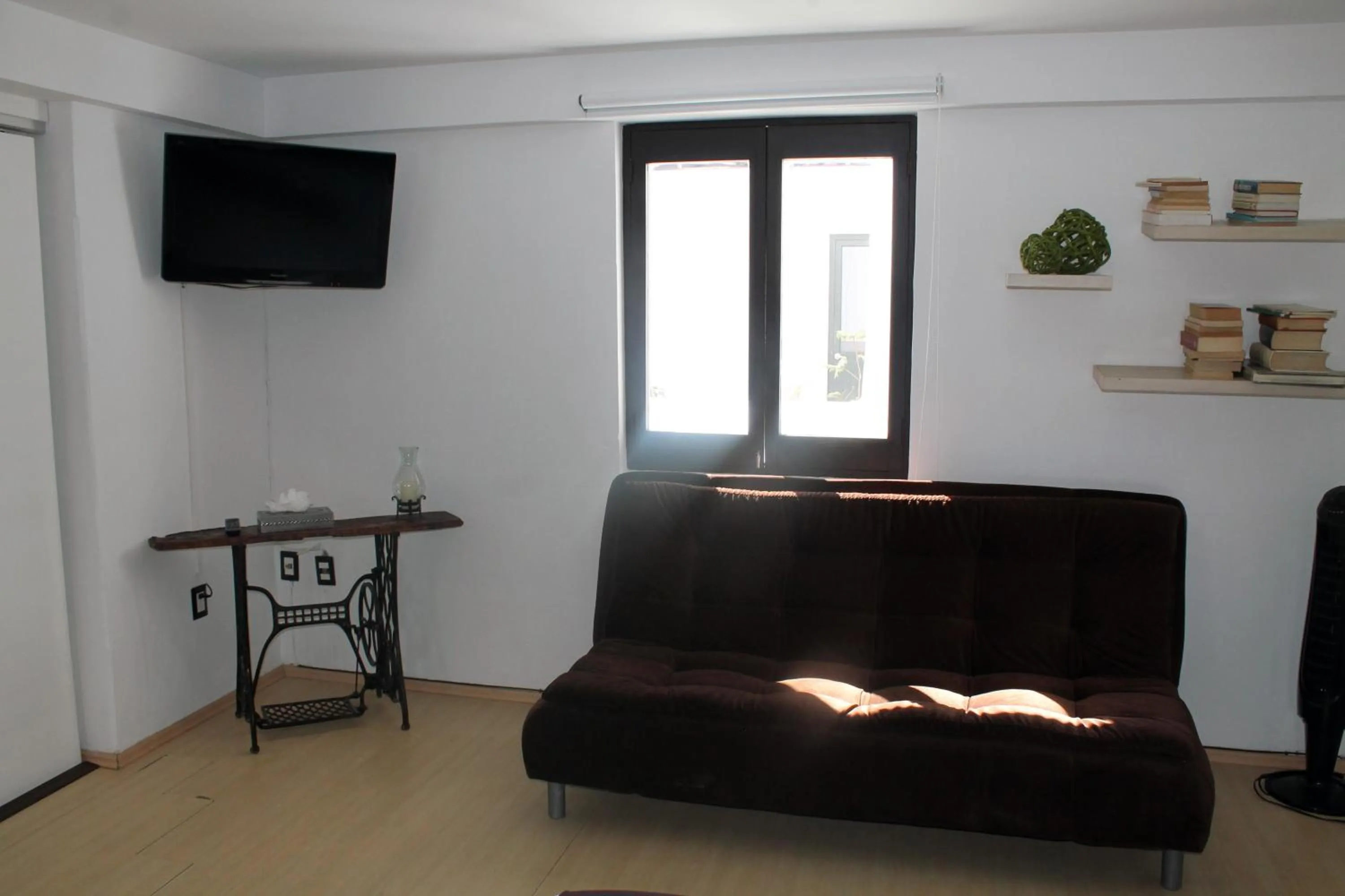 Bedroom in Kuku Ruku Hotel