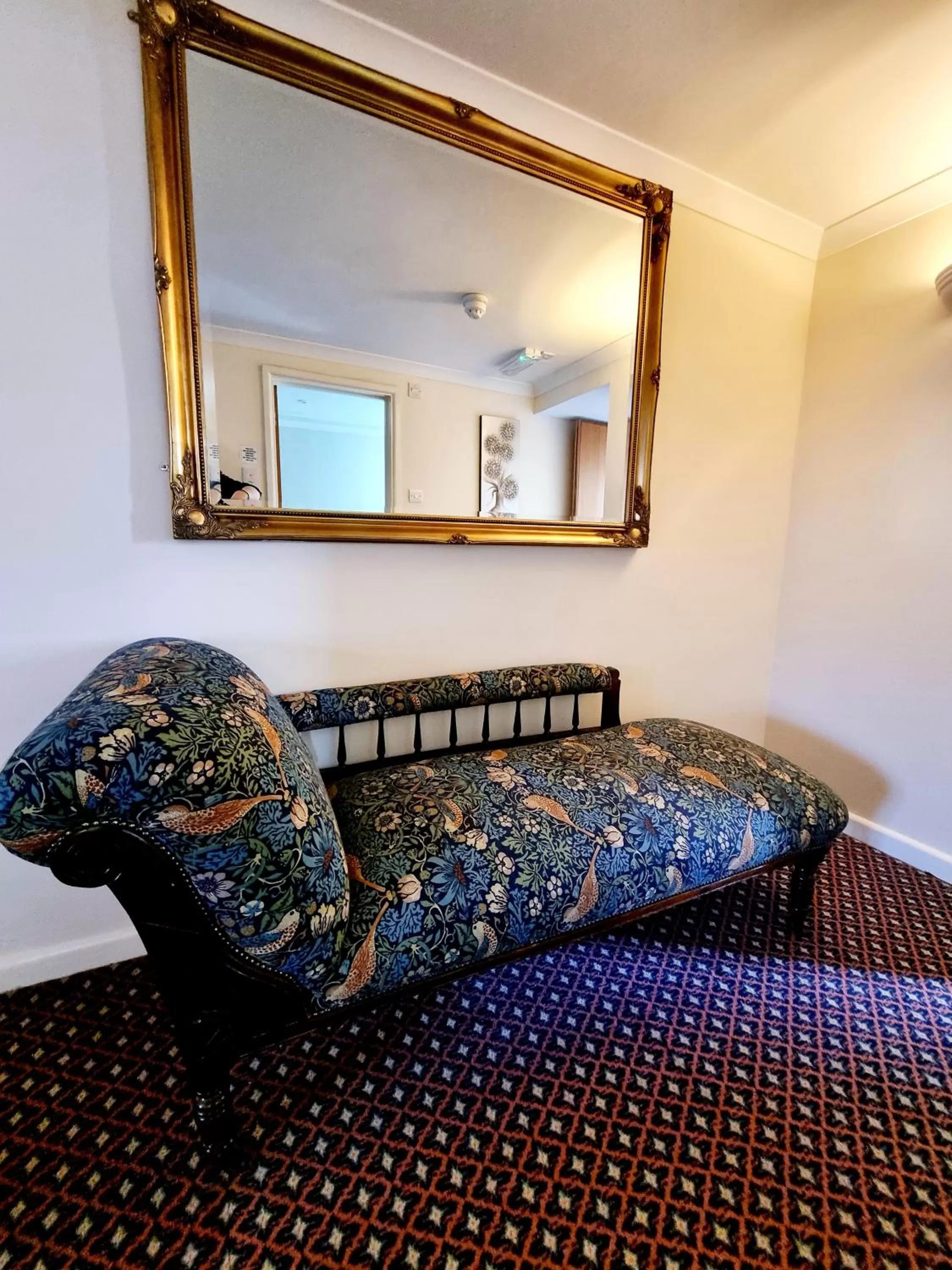 Seating area in The Sportsmans Inn Limited