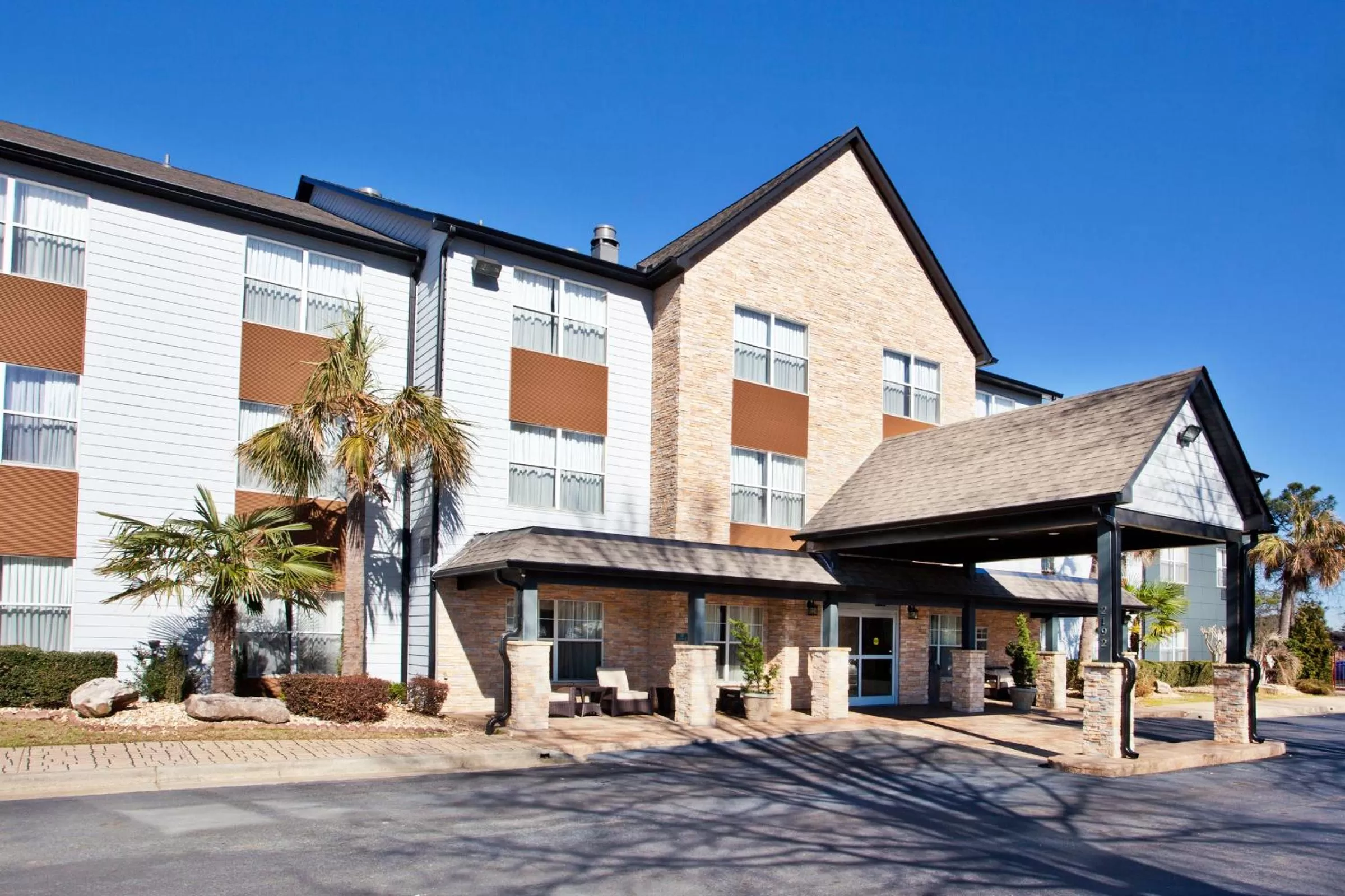 Facade/entrance in Country Inn & Suites by Radisson, Atlanta I-75 South, GA