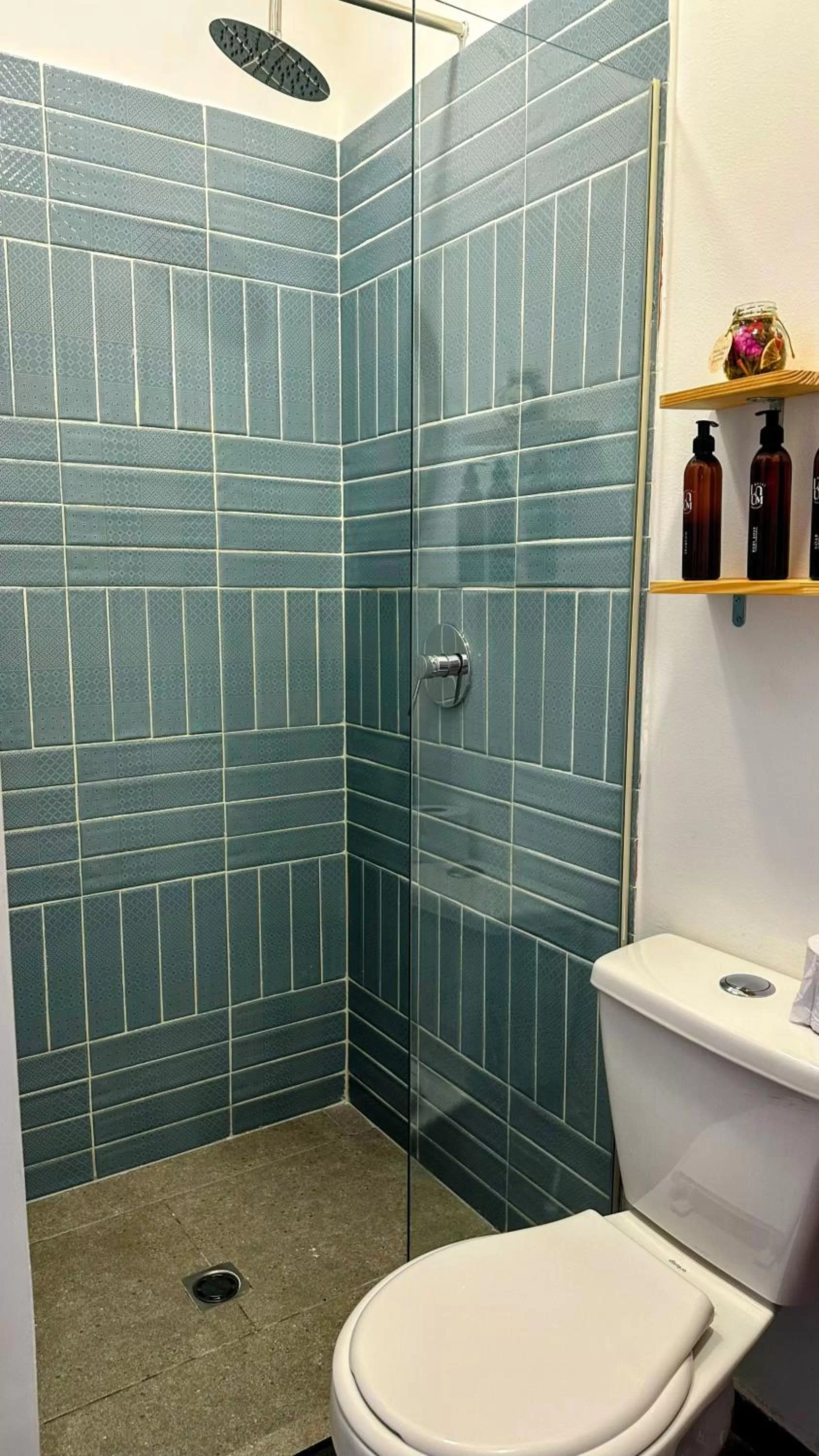 Shower in Poblado Luum Boutique hotel