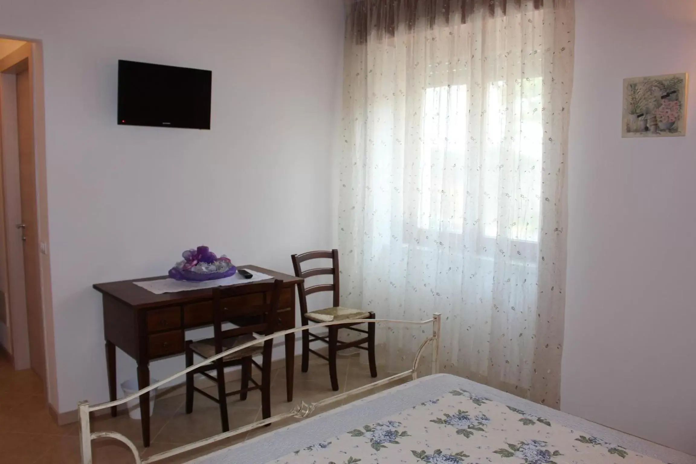 Double Room with Private Bathroom - single occupancy in B&B Acero Rosso Double Room with Private Bathroom - single occupancy in B&B Acero Rosso