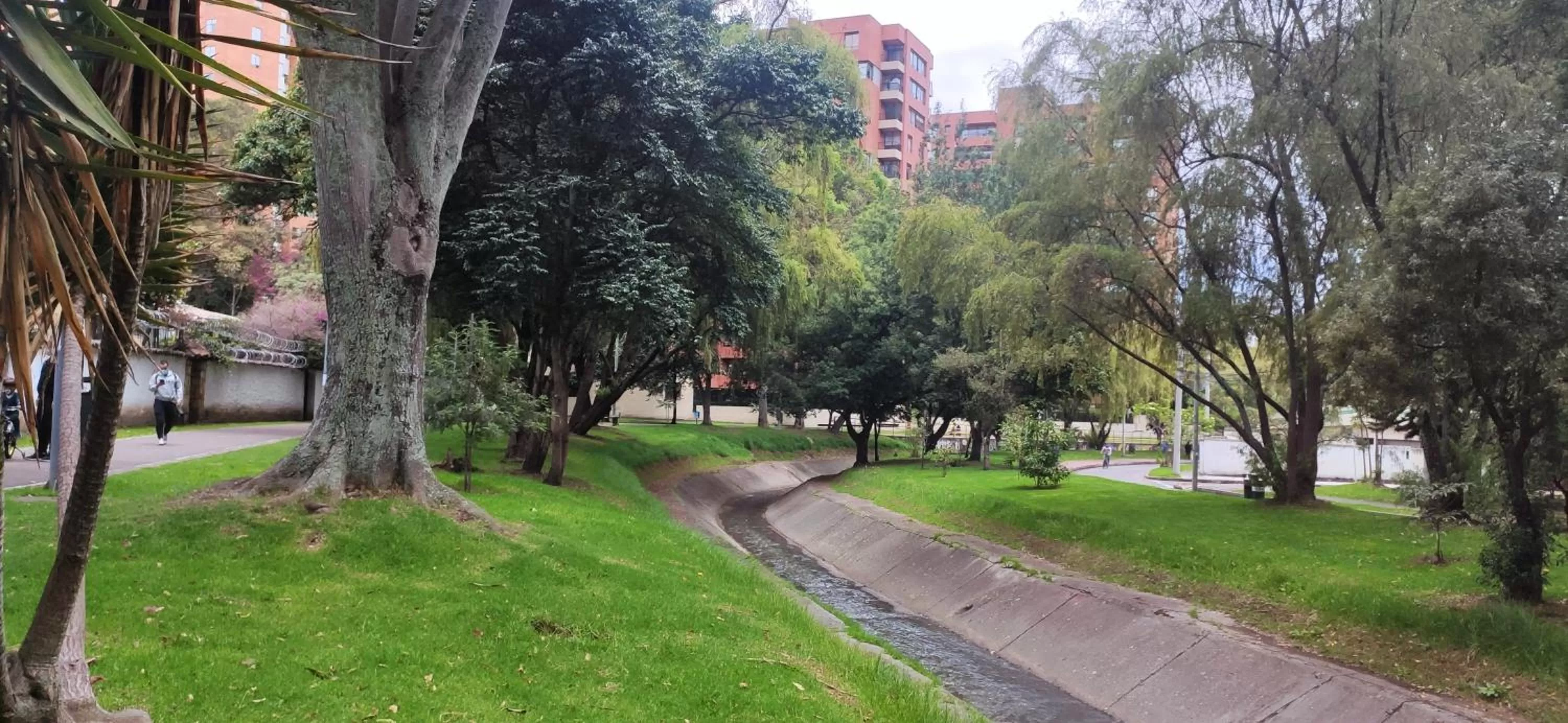 acogedor Hostal usaquen la parada del tren