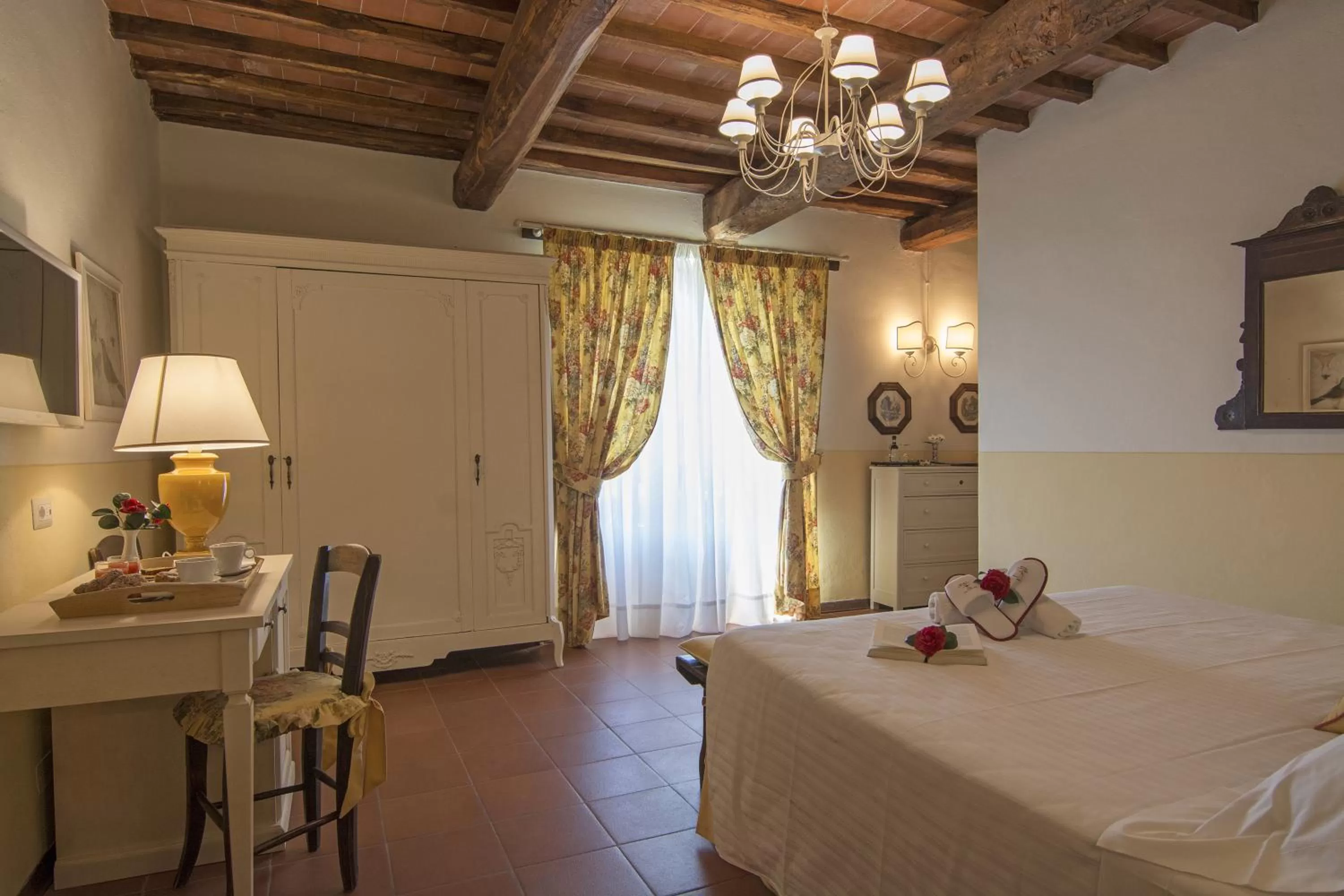 Bedroom, Bed in Hotel Belvedere Di San Leonino