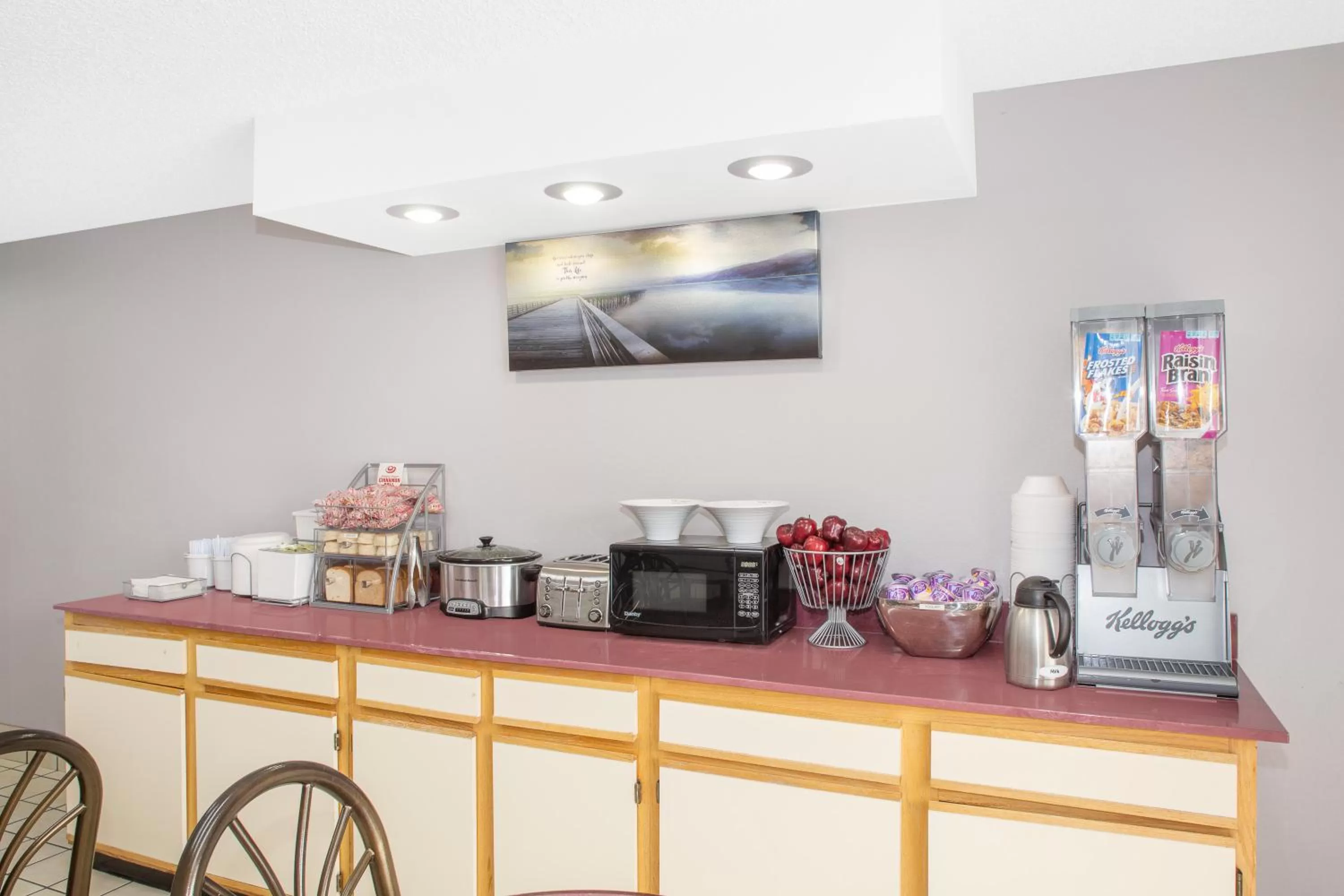 Continental breakfast in Super 8 by Wyndham Springdale AR