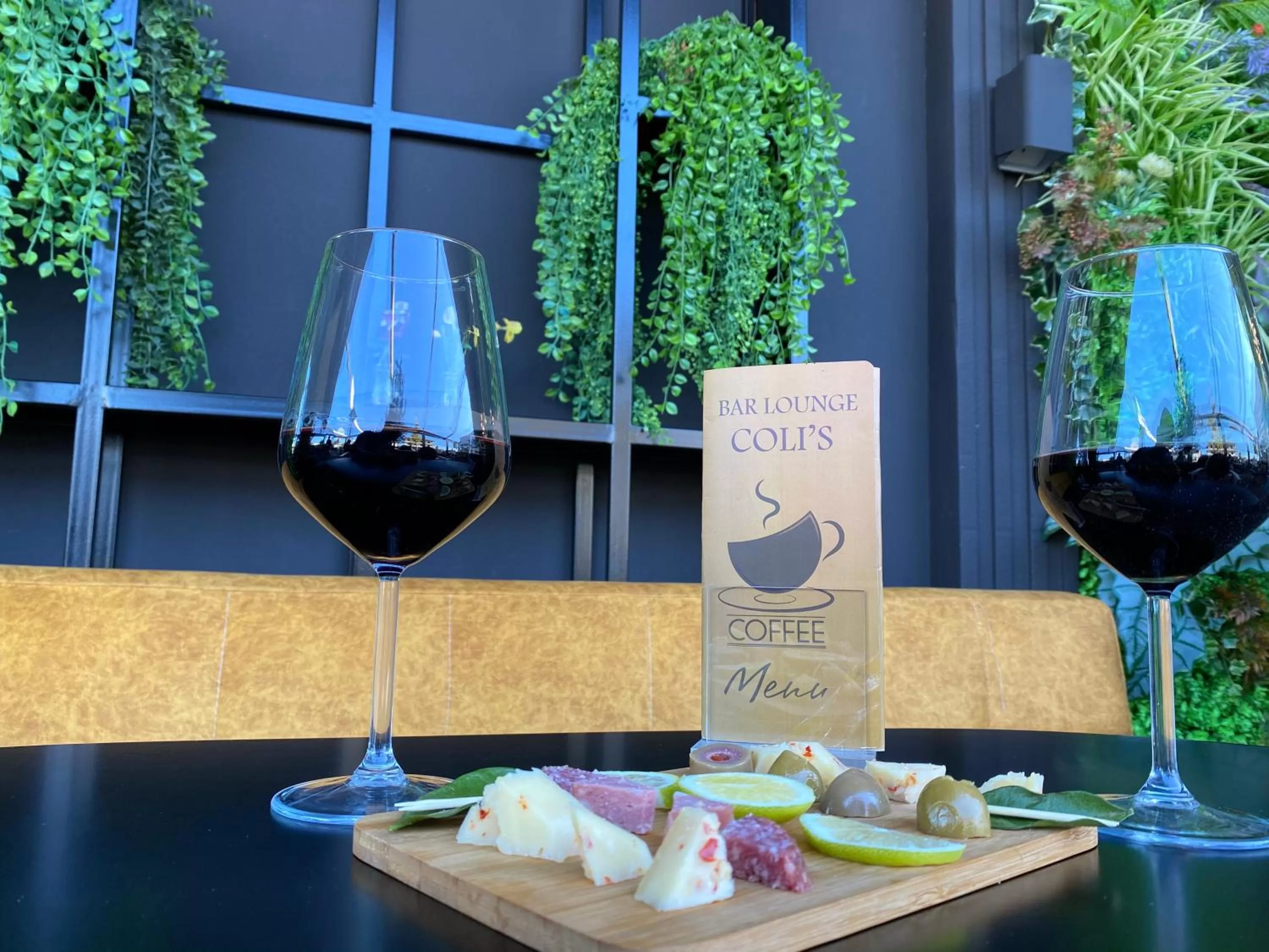 Drinks in Hotel Colis