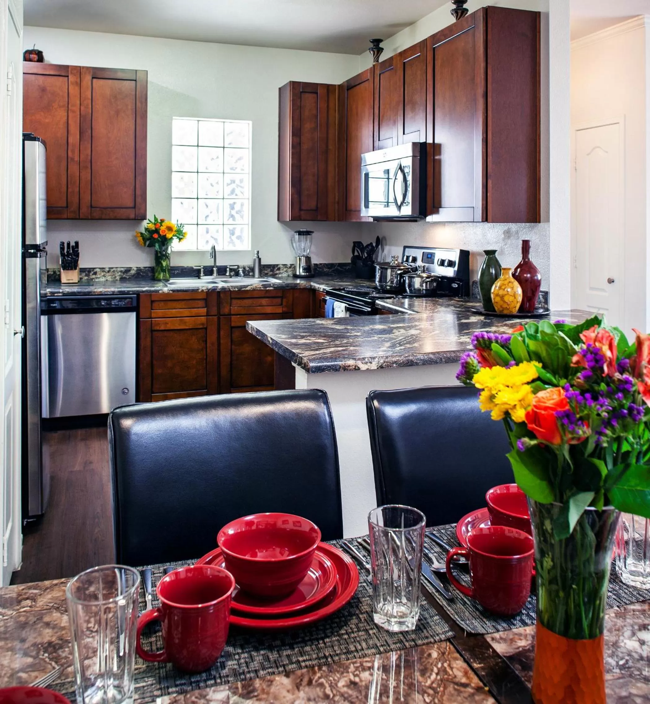 Kitchen or kitchenette, Kitchen/Kitchenette in Luxury Condos by Meridian CondoResorts- Scottsdale