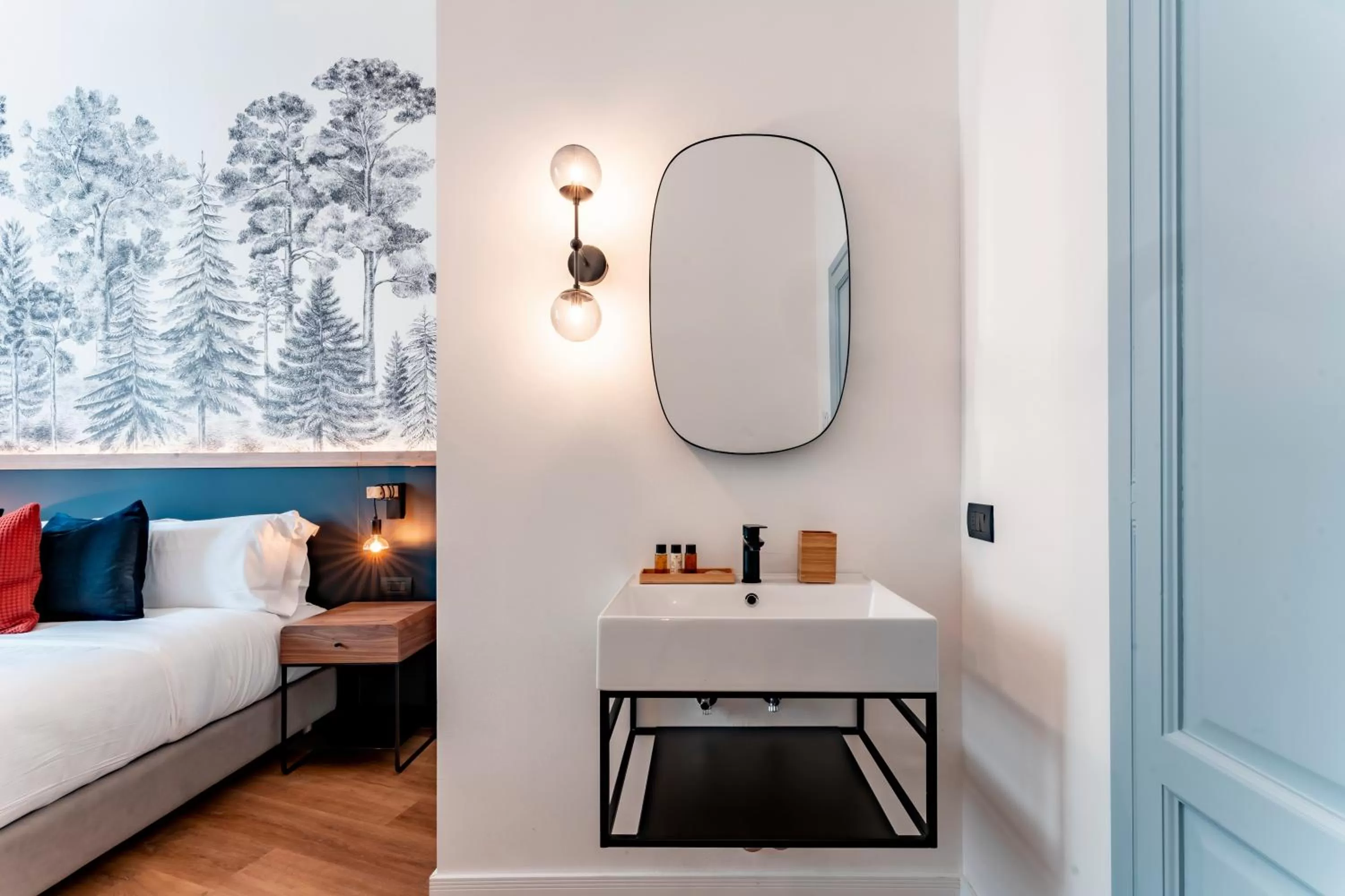 Decorative detail, Bed in Terra Artis Guest House