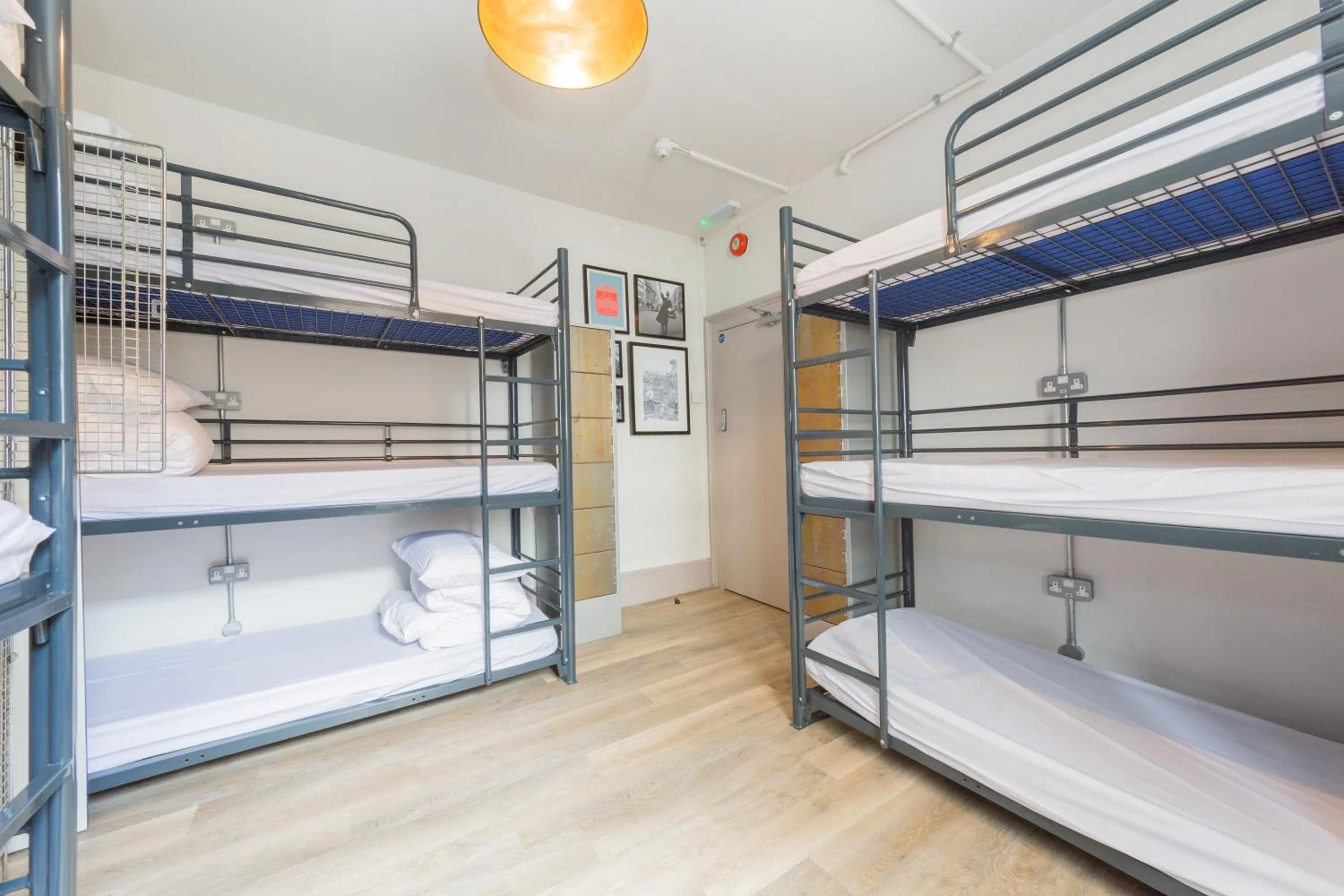 bunk bed, Bed in PubLove @ The Green man, Paddington