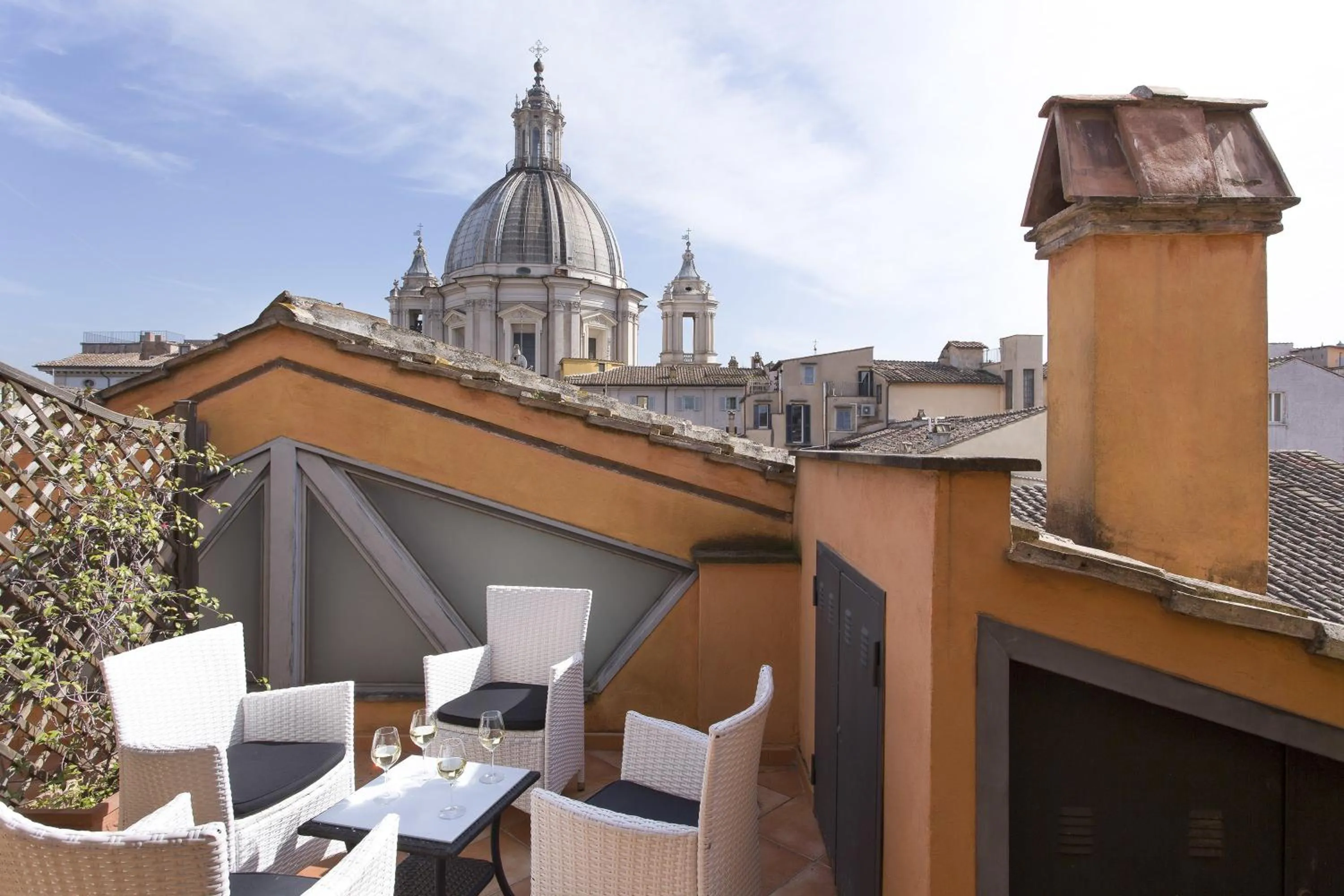 City view in Hotel Teatro Pace