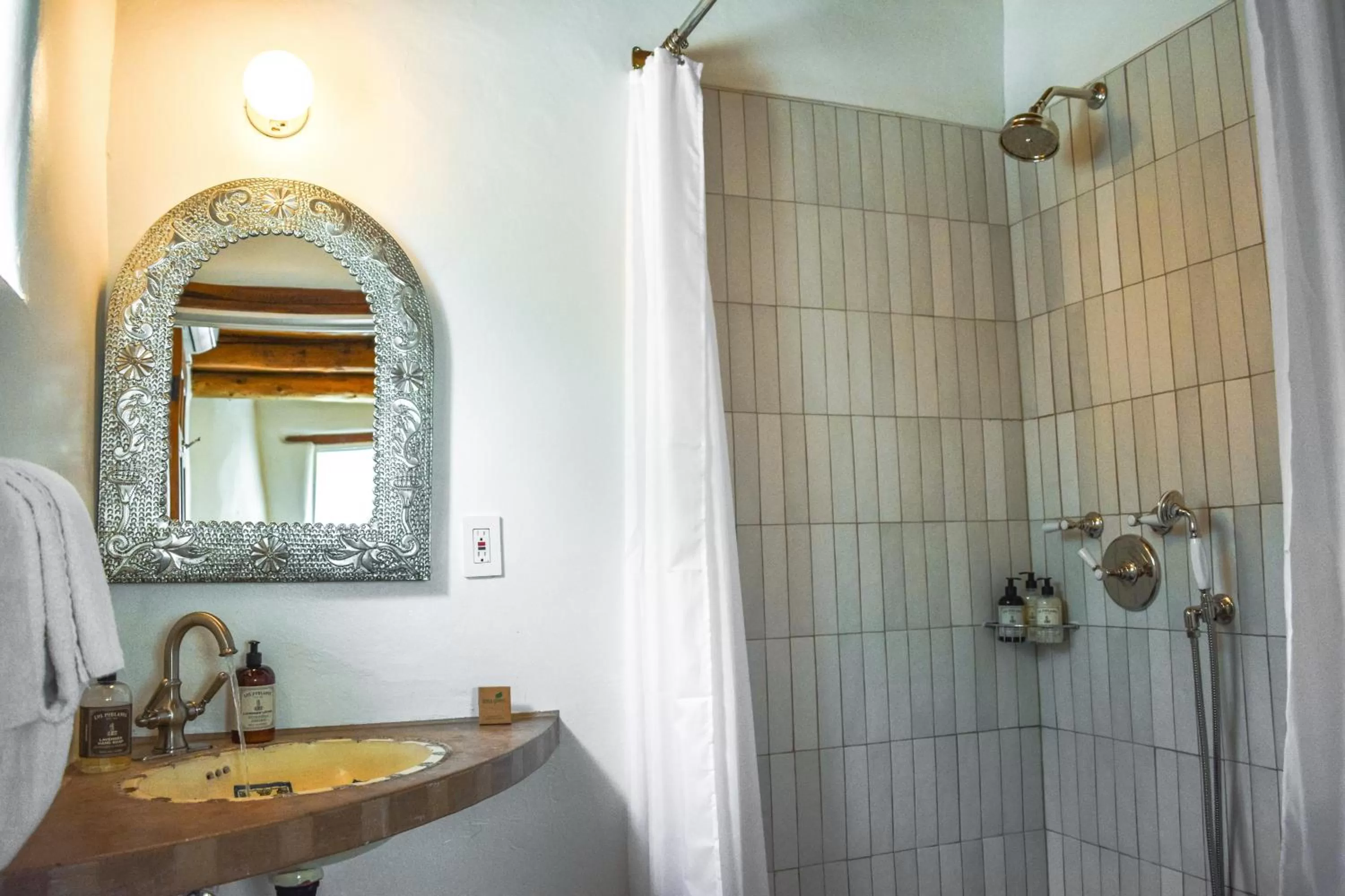 Bathroom in The Parador