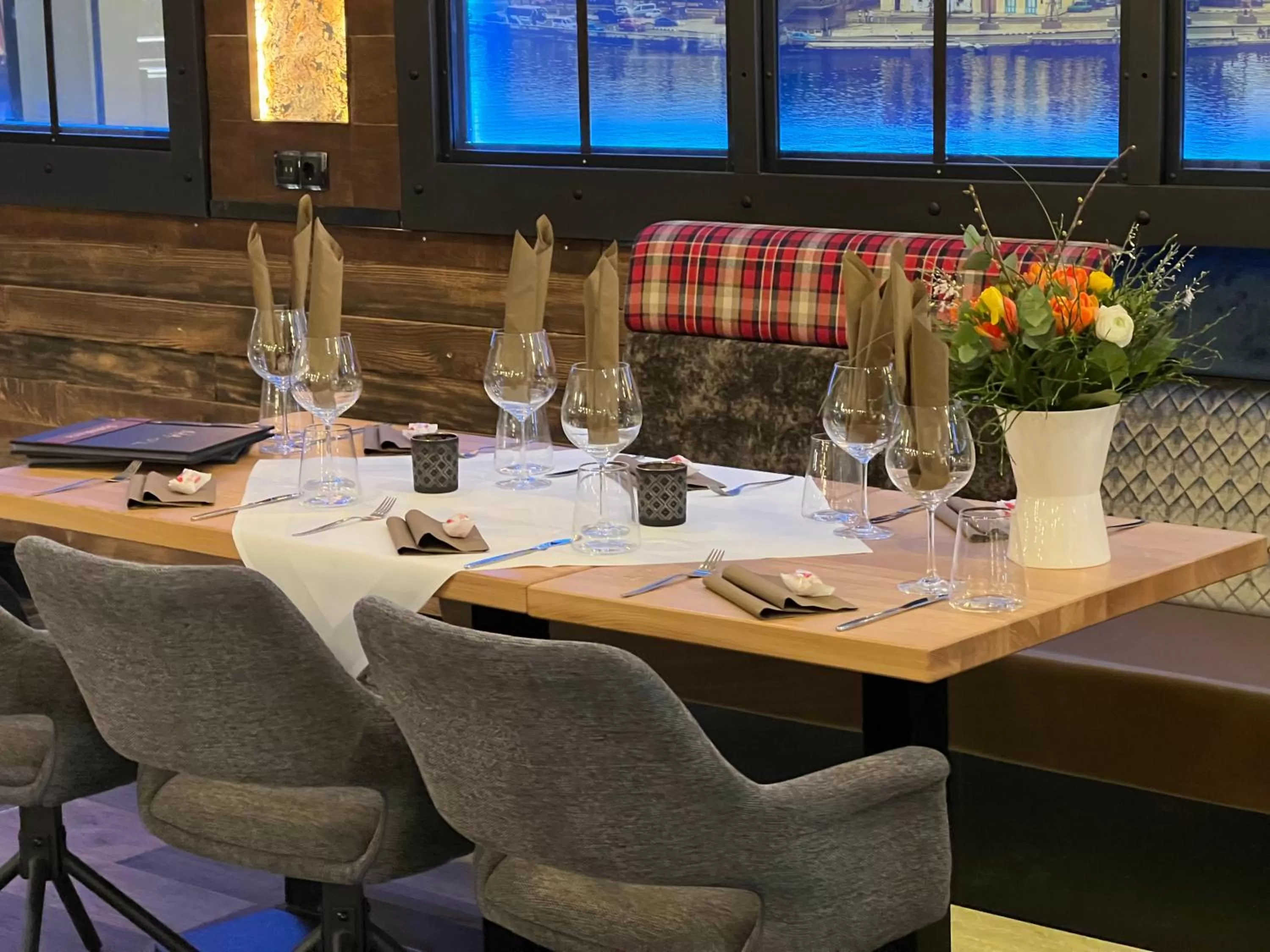 Restaurant/places to eat in Hotel Ammerländer Hof