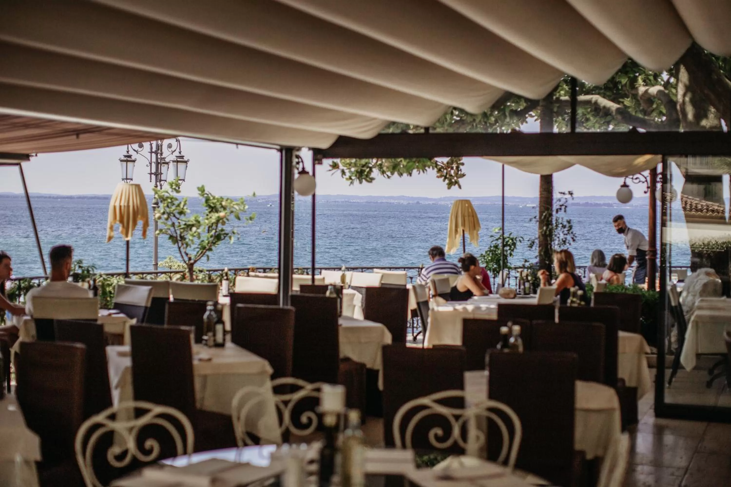 Restaurant/Places to Eat in Classique