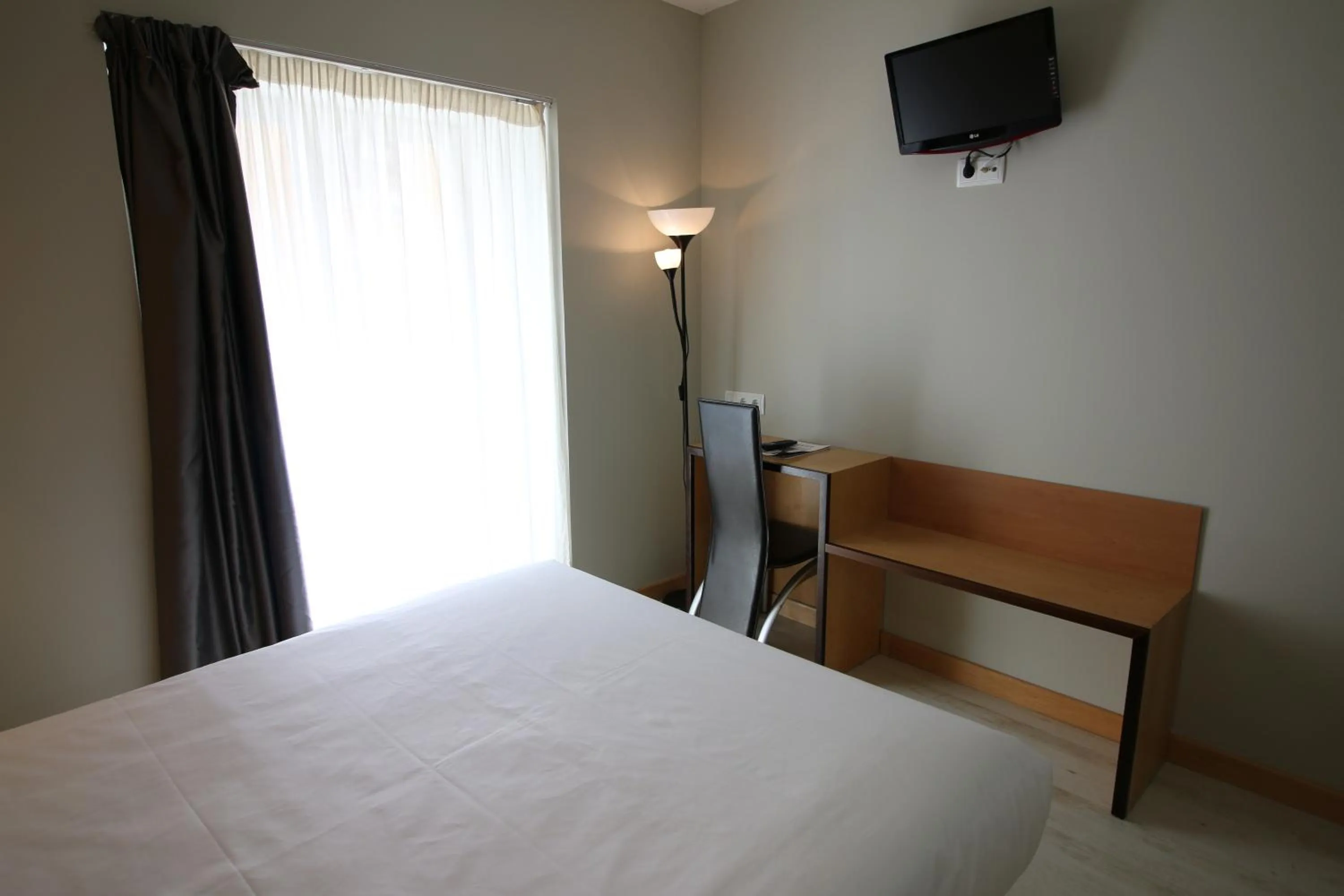 Bed in Hotel Alda Entrearcos