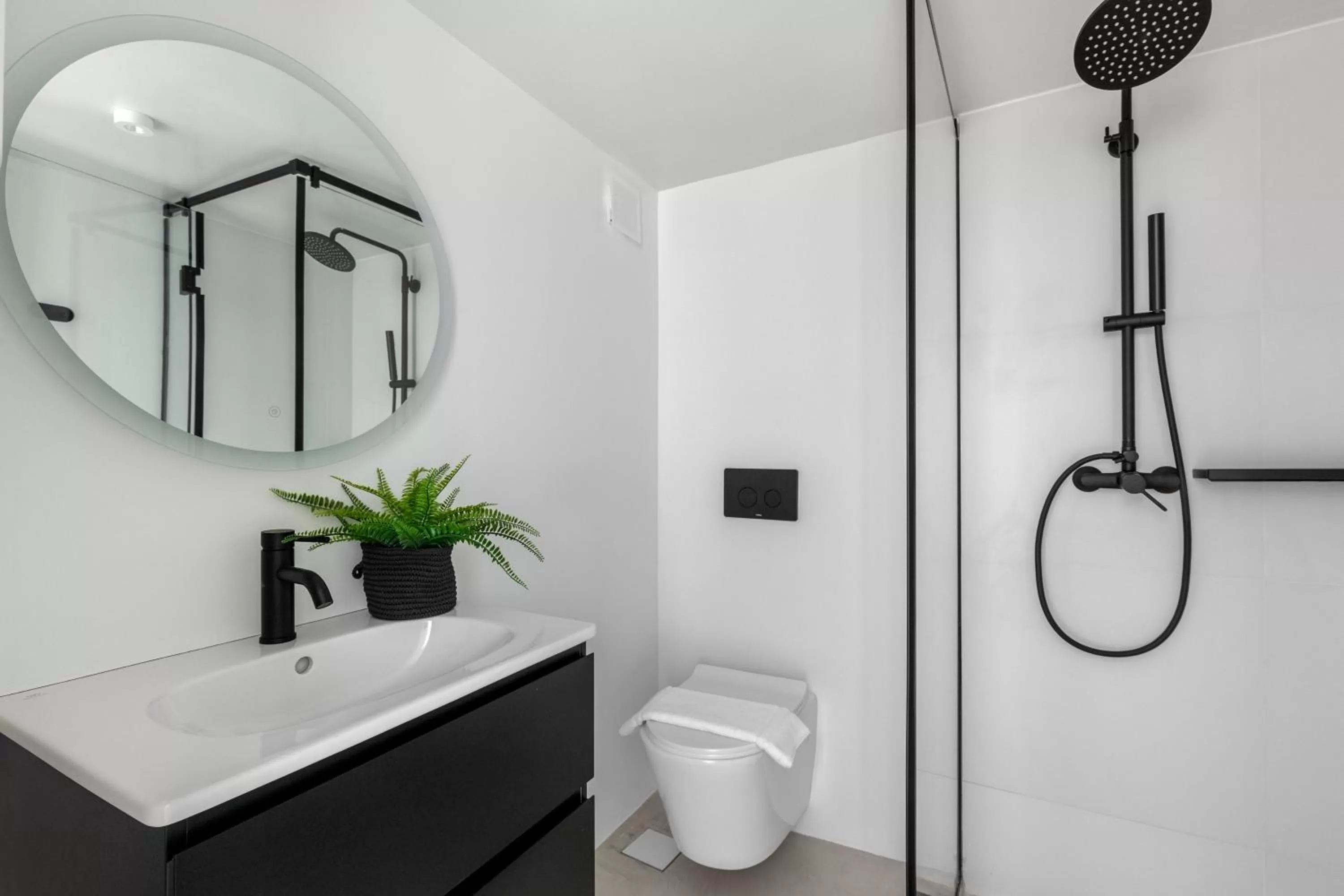 Bathroom in ZOIA The Met by UPSTREET