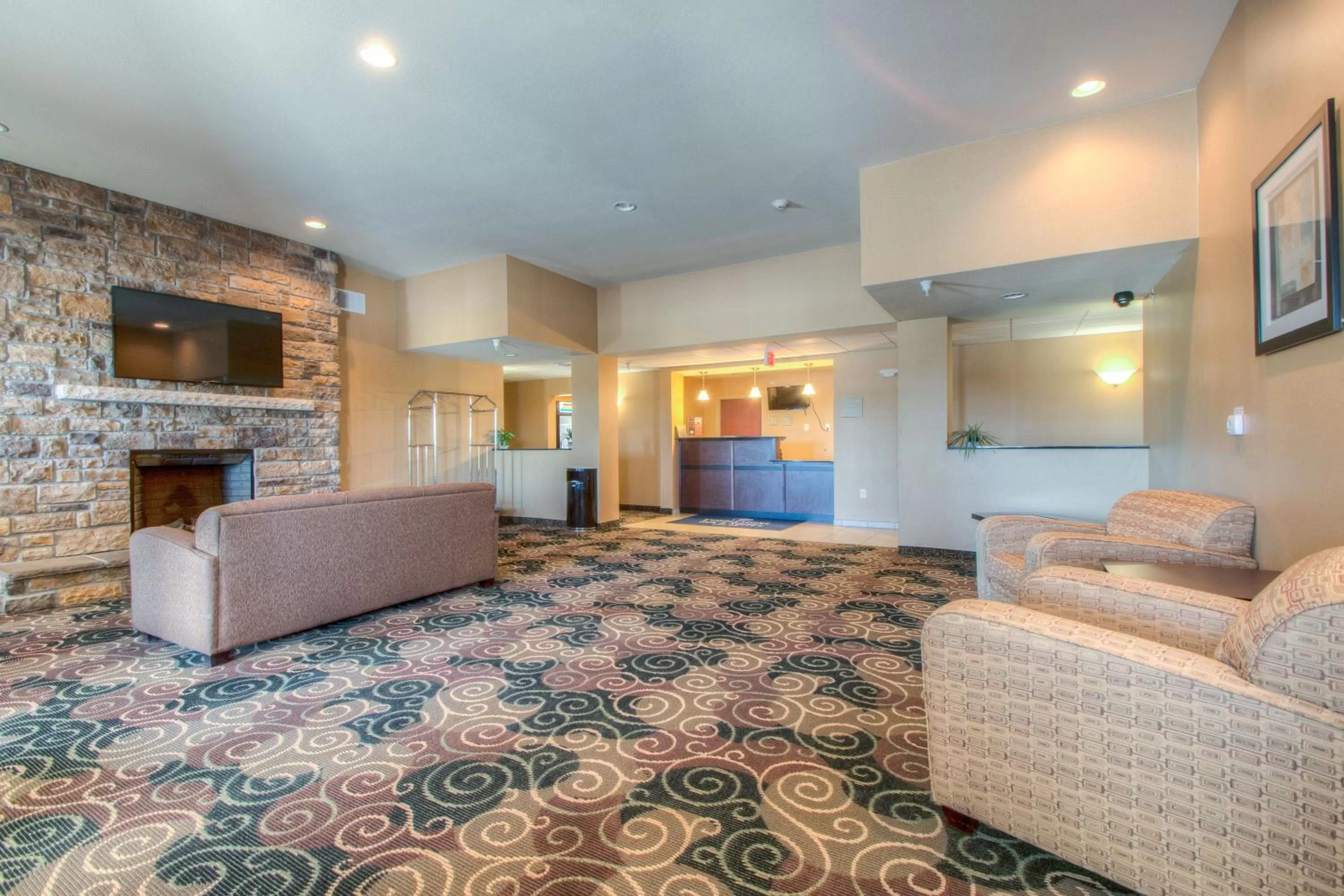 Communal lounge/ TV room in Cobblestone Inn & Suites - Wray