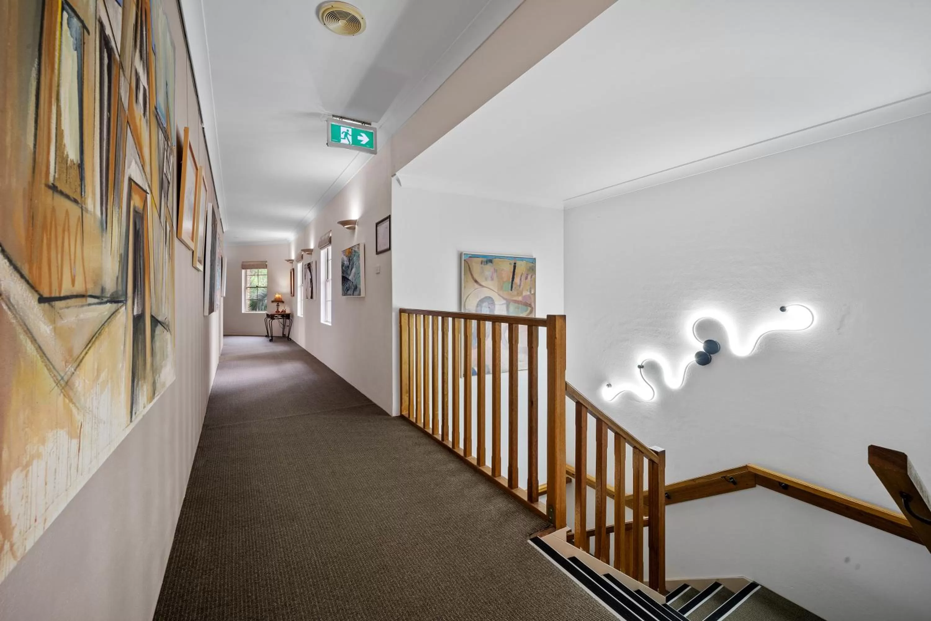 Property building in Oasis Inn Ulladulla - Welcoming Guests 18 Years and Older