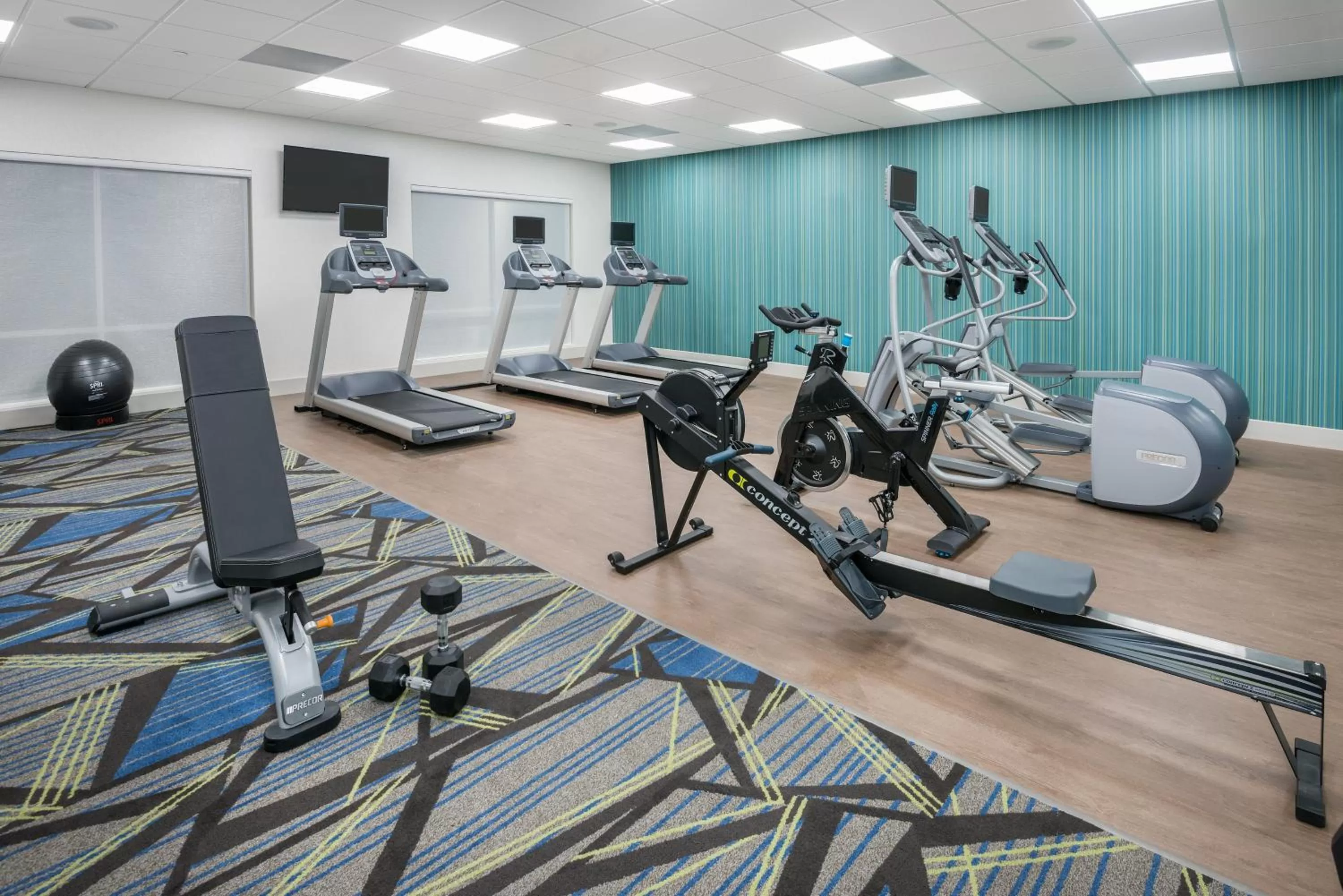 Fitness centre/facilities in Holiday Inn Express & Suites- Sugar Land SE - Missouri City by IHG