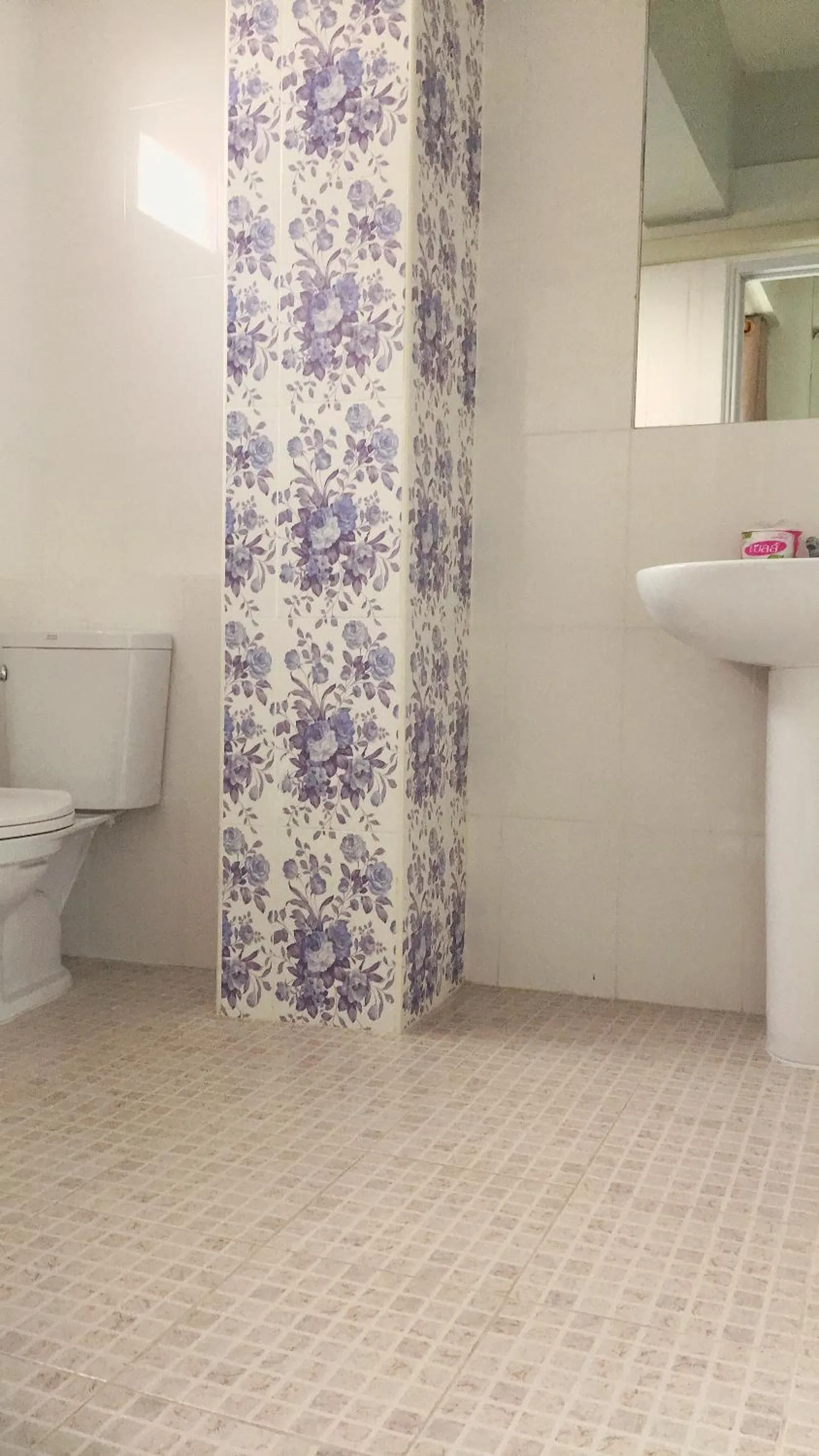 Bathroom in Vanlisut Hotel Ngamwongwan