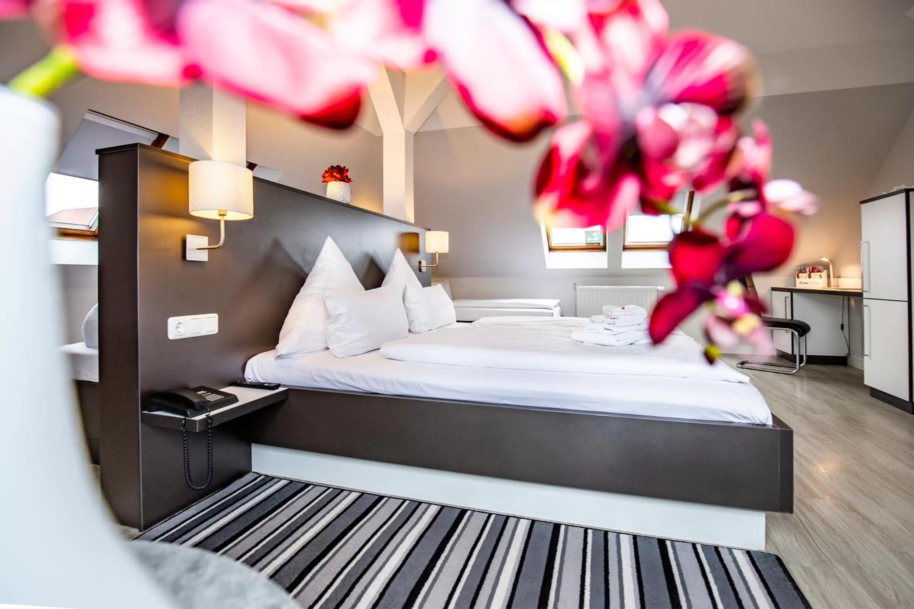 Staff, Bed in Hotel "Zur Mühle"