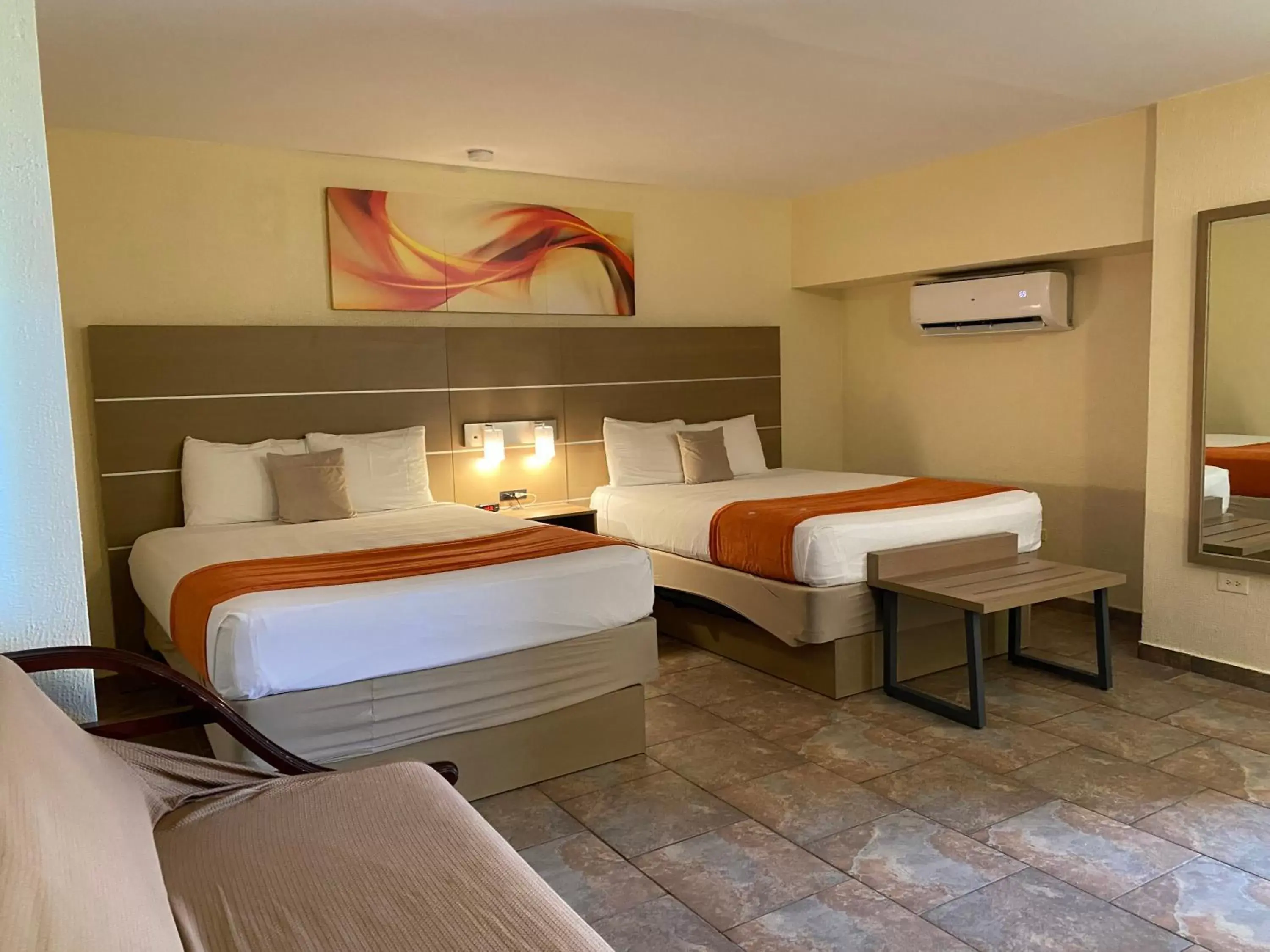 Single Room - Disability Access in Hotel El Guajataca Single Room - Disability Access in Hotel El Guajataca