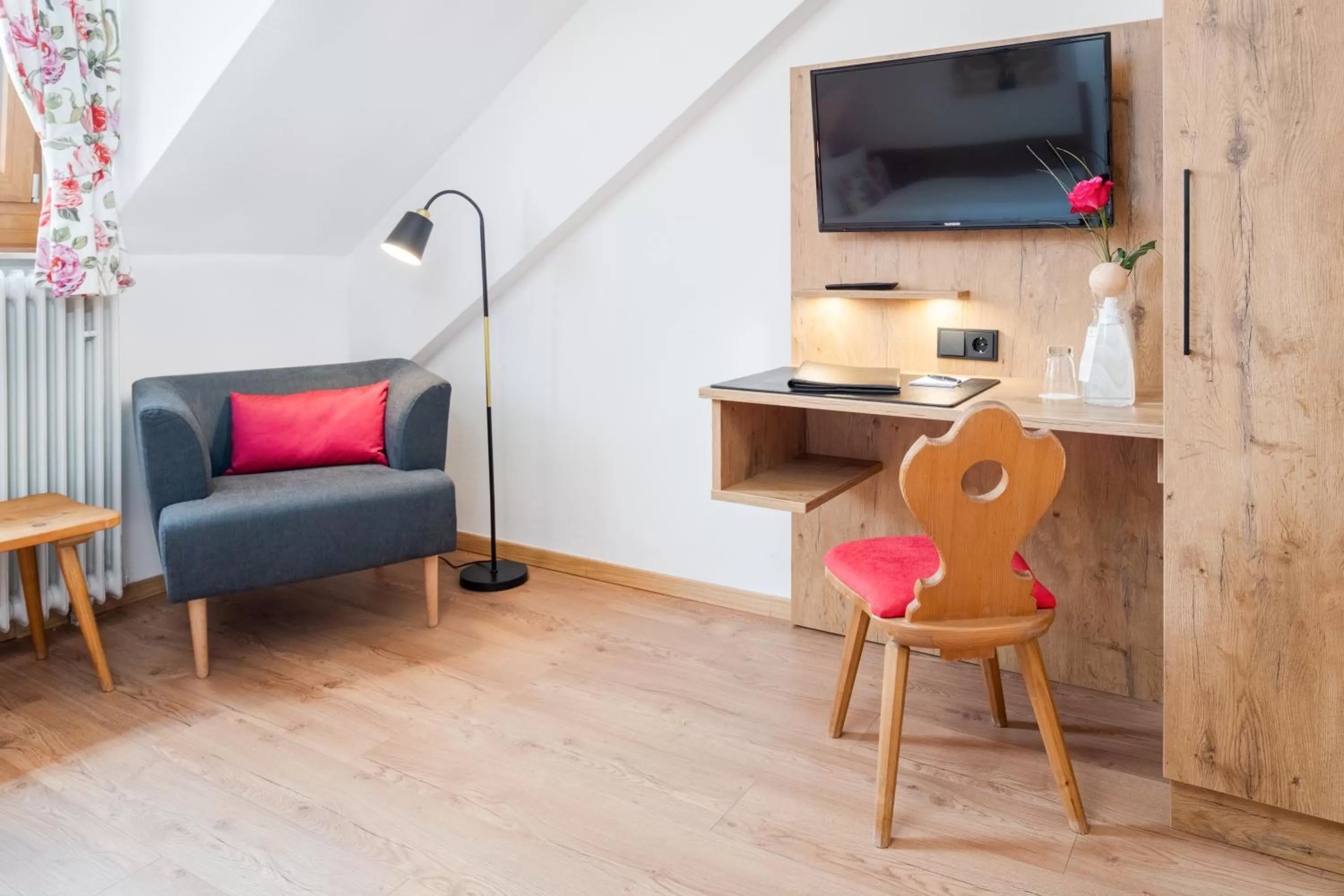 TV and multimedia in Hotel Obermaier