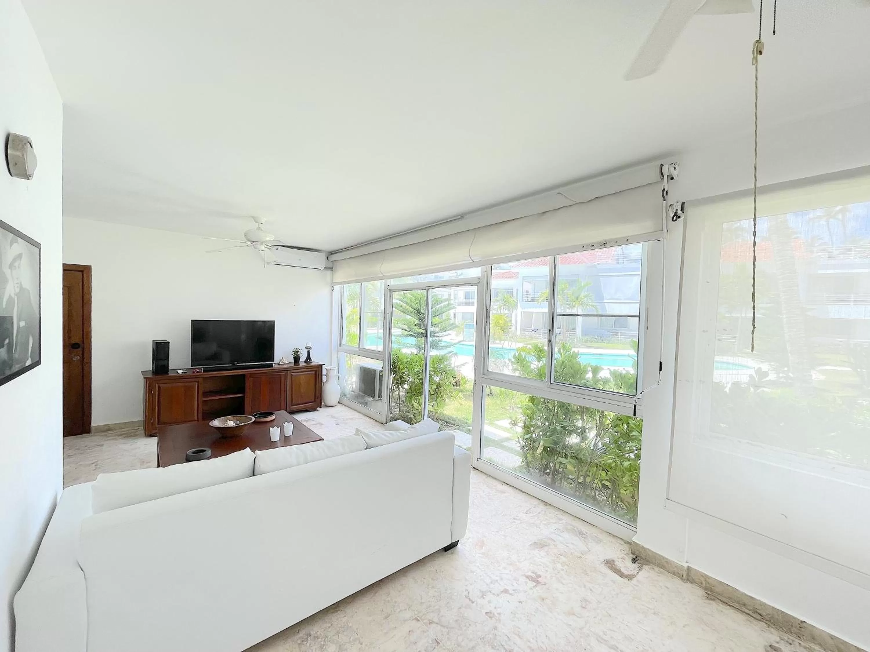 TV and multimedia, TV/Entertainment Center in CARIBBEAN GALAXY HOTEL Los Corales BAVARO BEACH CLUB & SPA