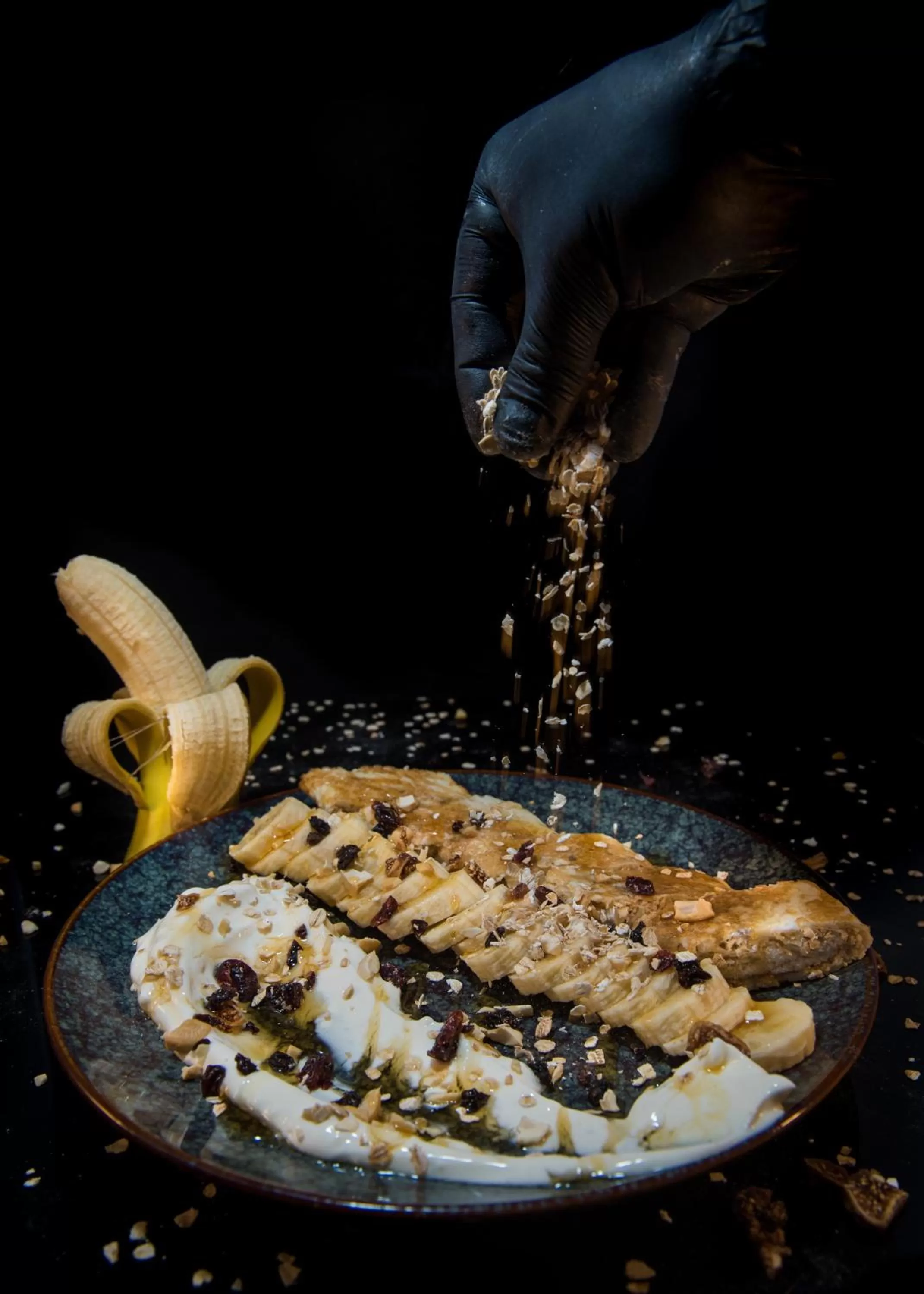 Restaurant/places to eat in Phoenix Hotel