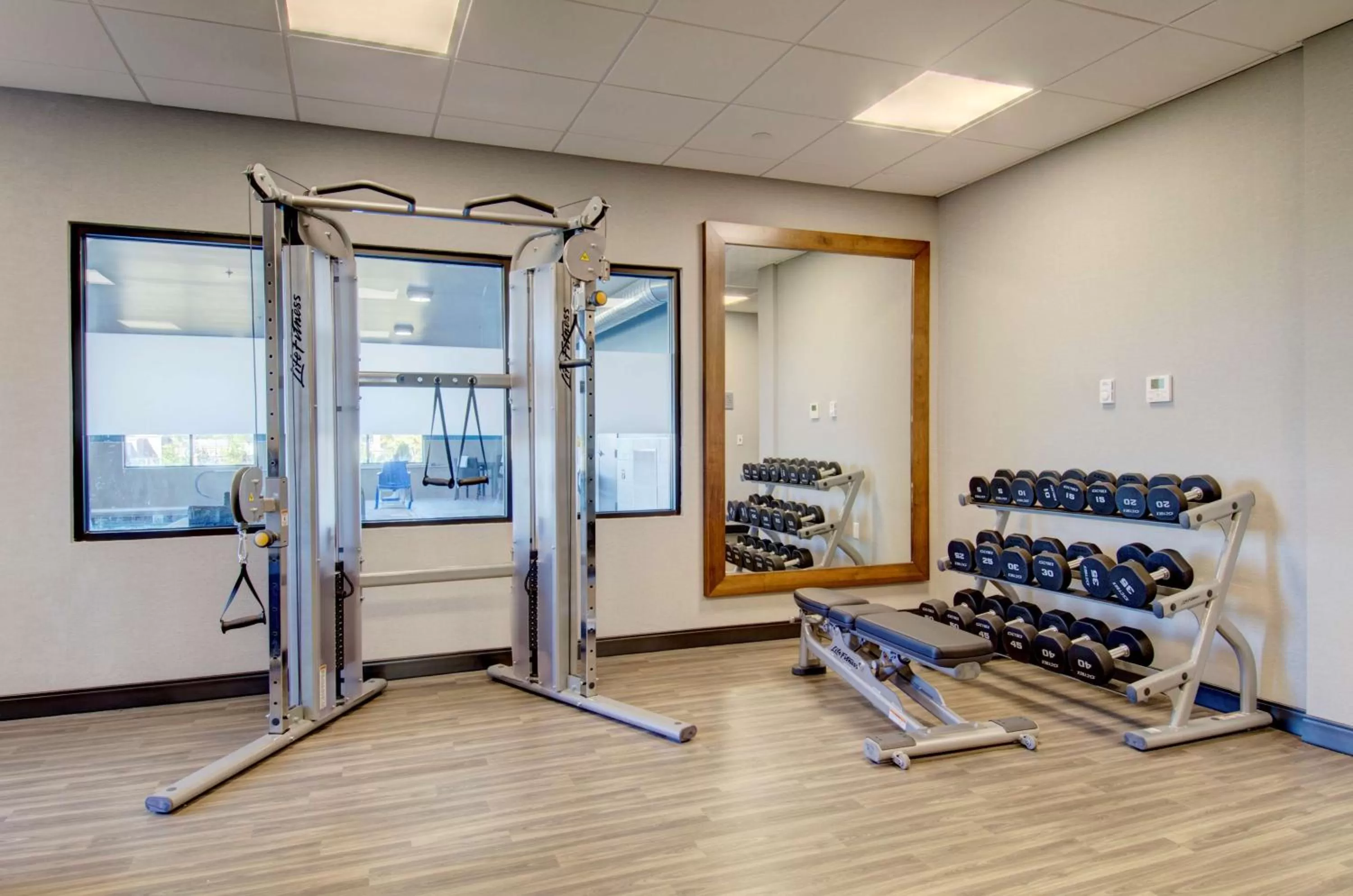 Fitness centre/facilities in Hampton Inn & Suites Portland West