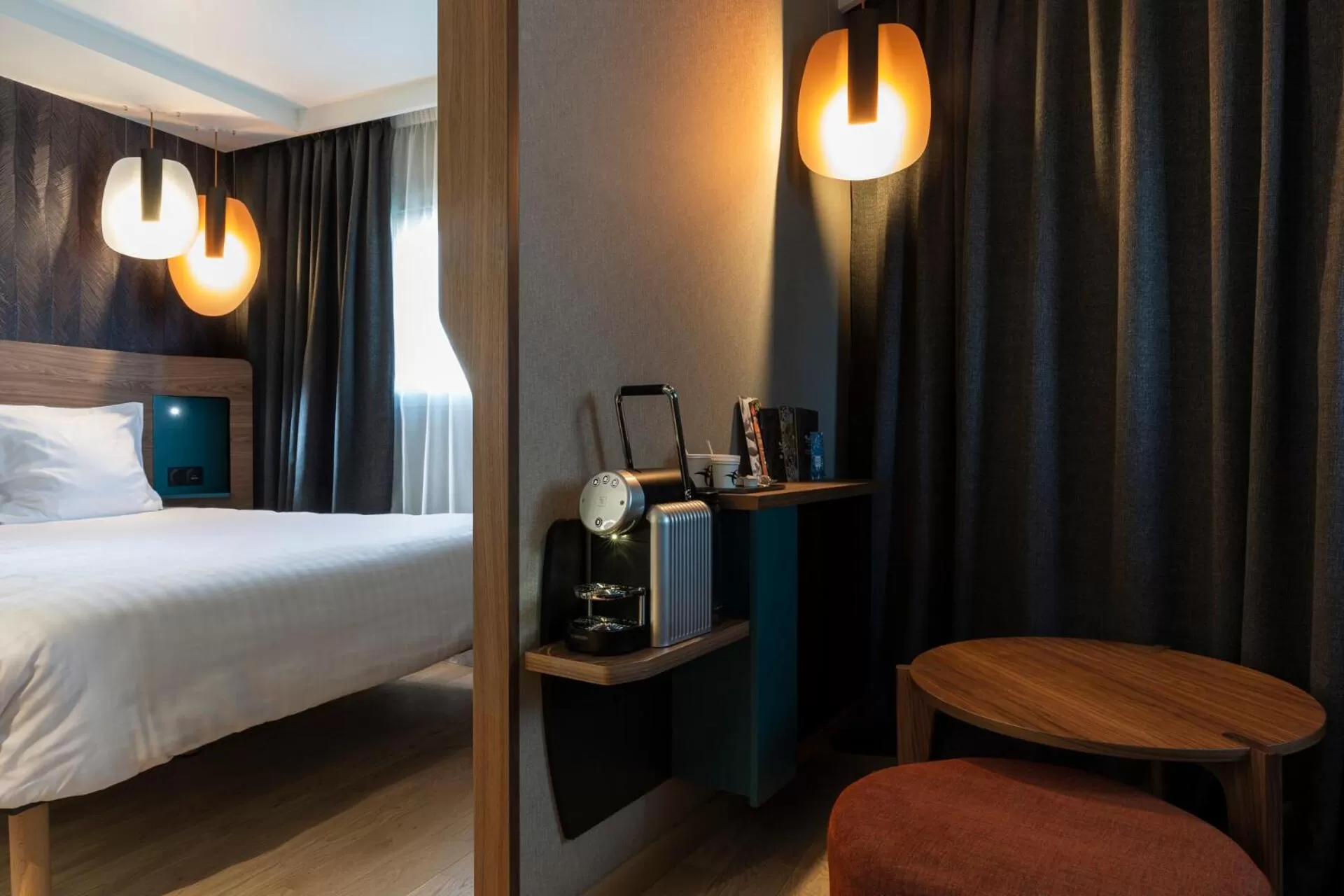 Bed in Oceania Paris Porte De Versailles