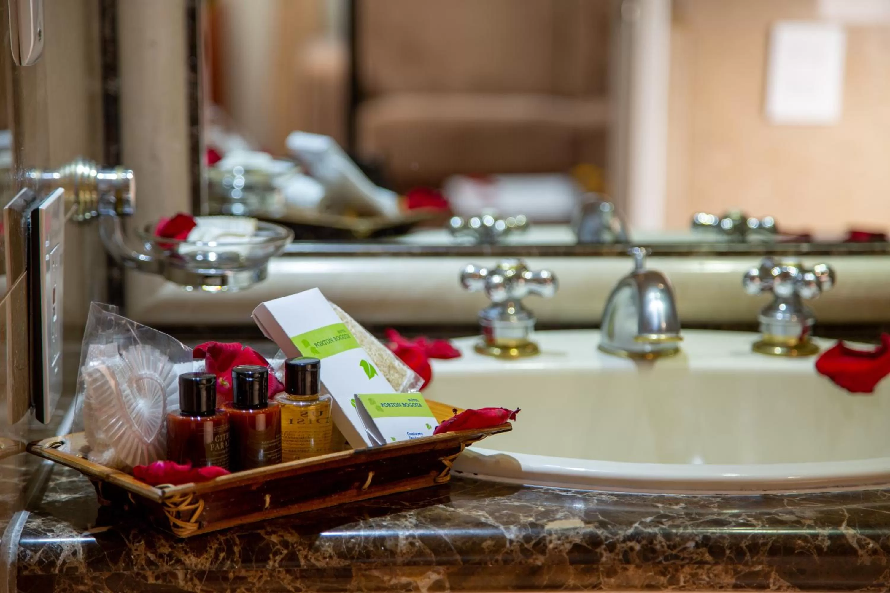 Bathroom in Hotel Portón de la Cabrera