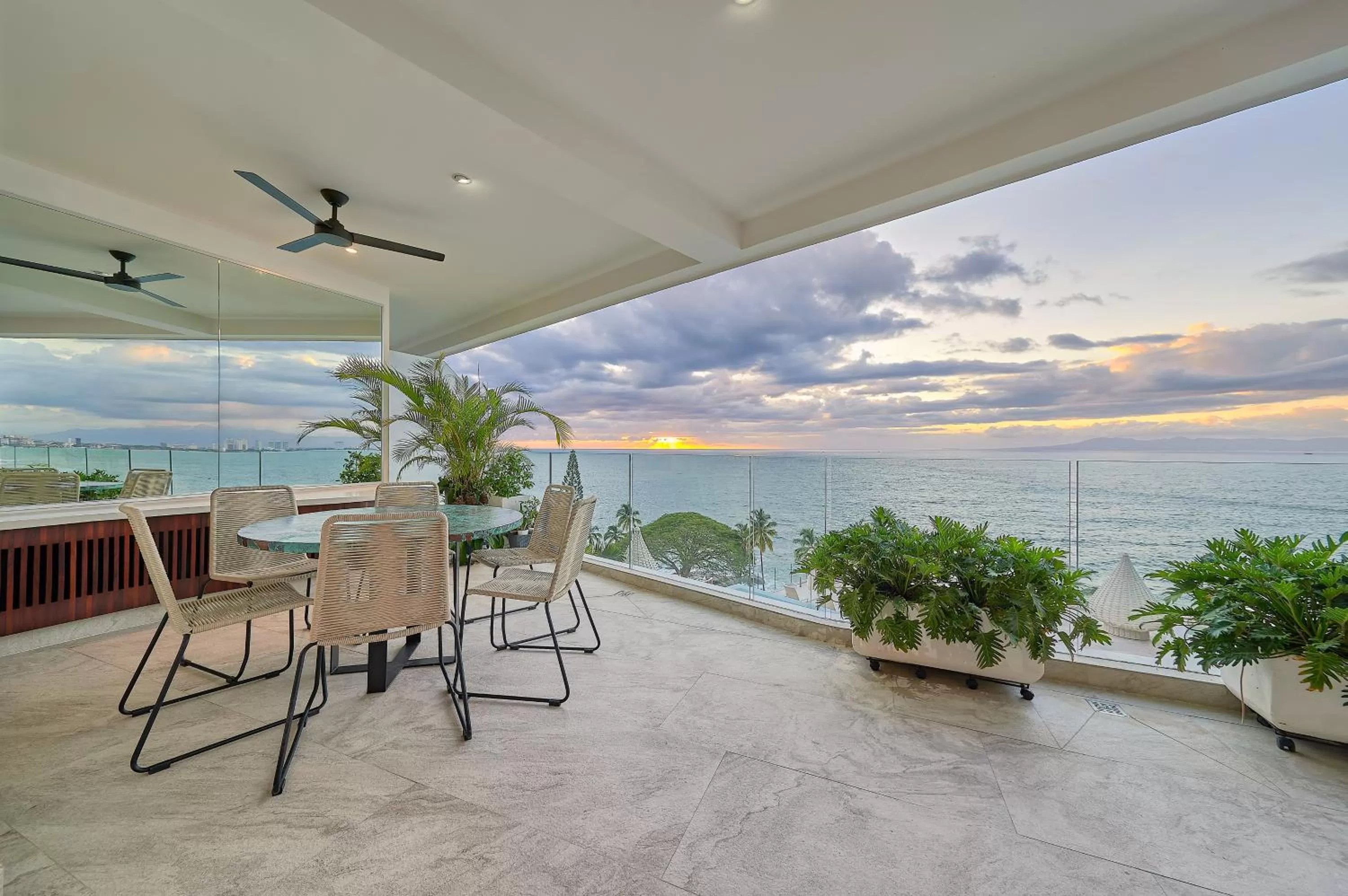 Balcony/Terrace in Maxwell Residences at Indah