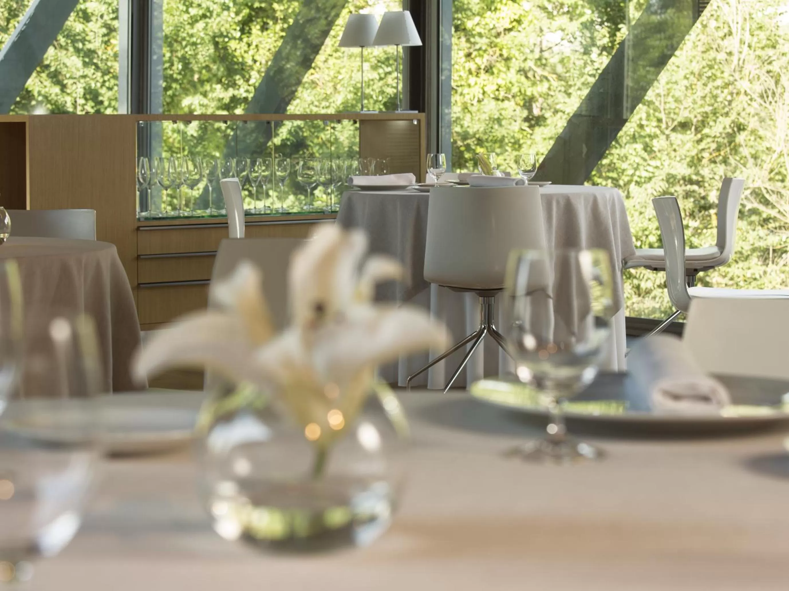 Restaurant/places to eat in Hotel Món Sant Benet