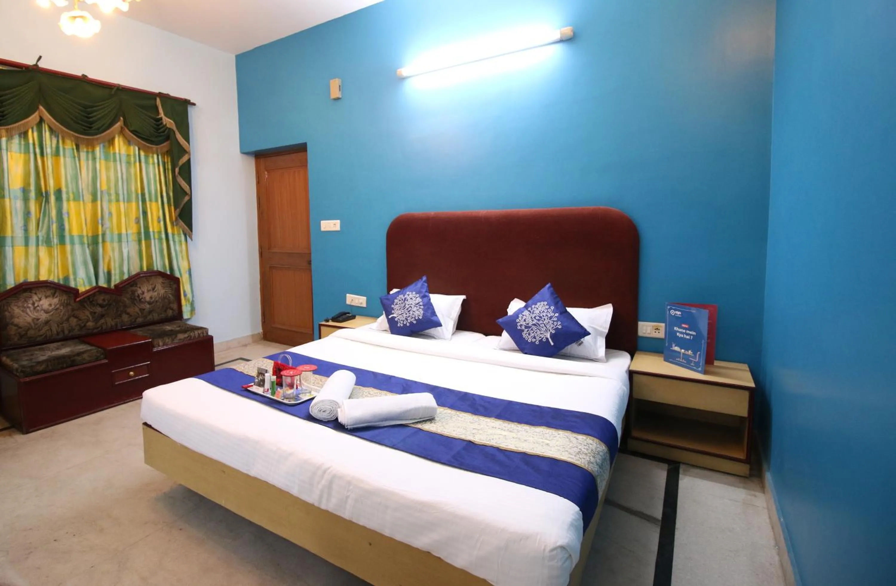 bunk bed, Bed in Hotel Mayur