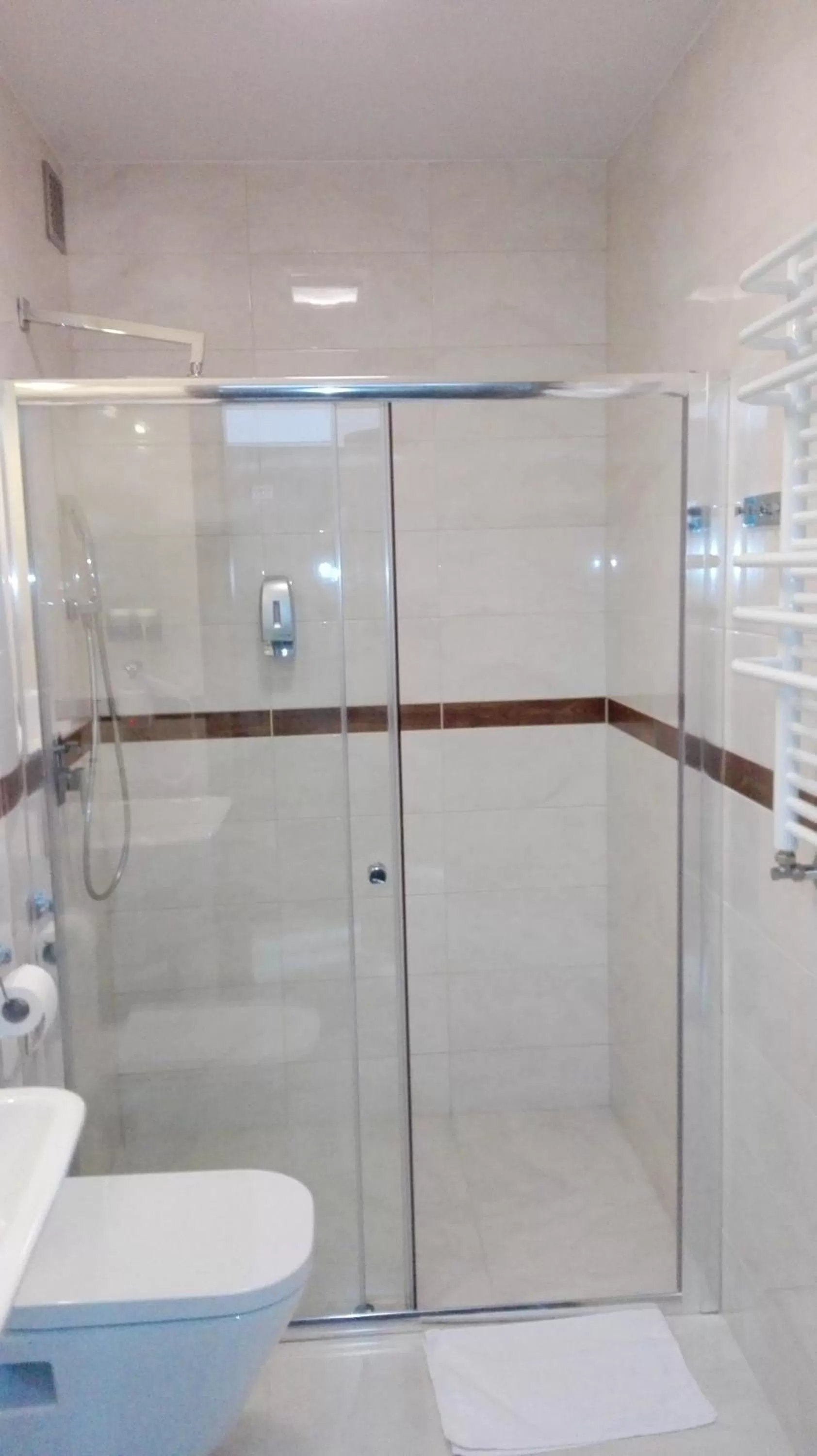 Bathroom in Hotel Giżycko