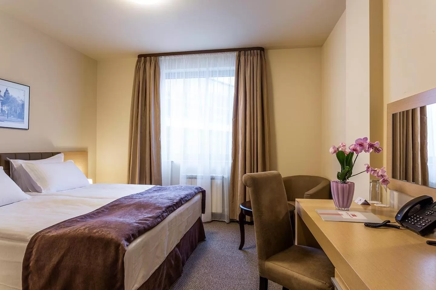 People, Bed in Sofia Palace Hotel by HMG