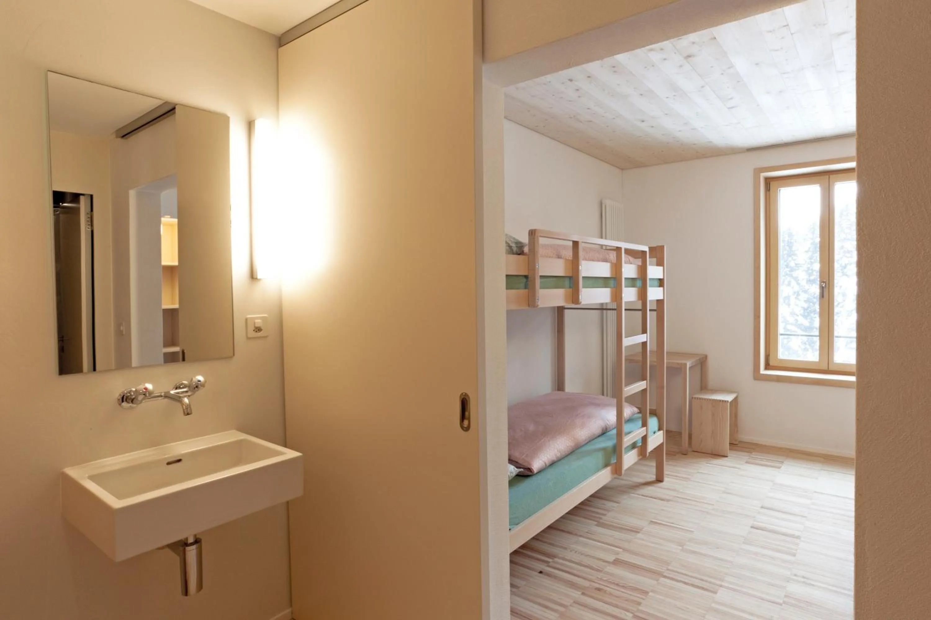 Bathroom, Bed in St. Moritz Youth Hostel