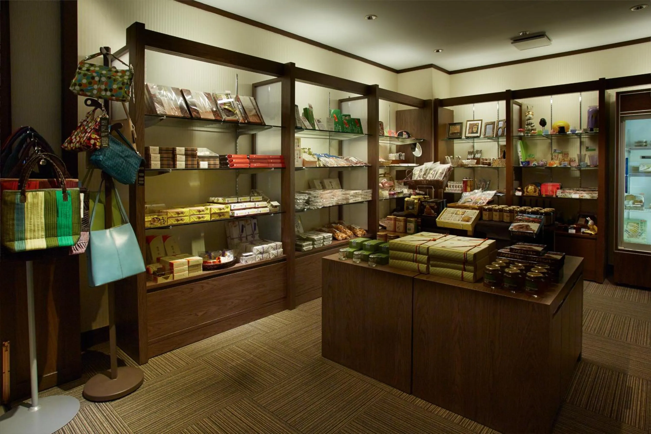 On-site shops in Hakone Highland Hotel