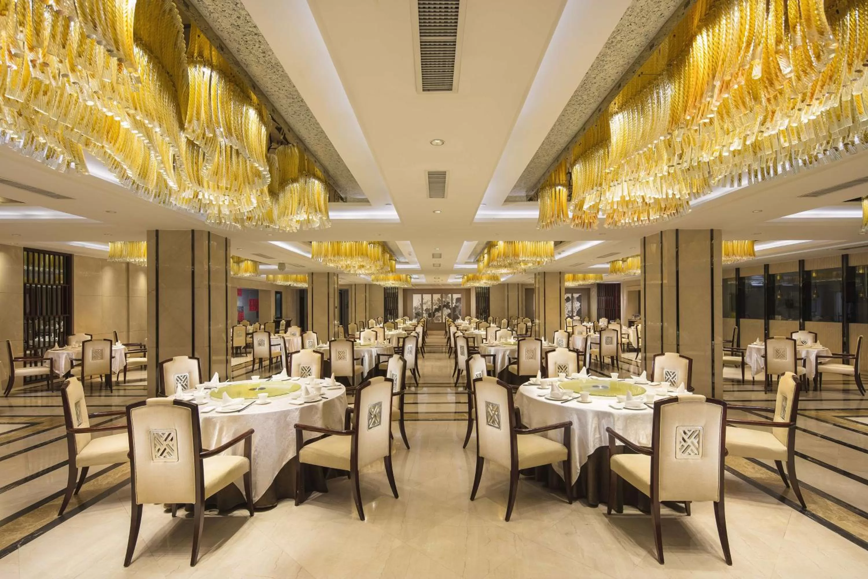 Restaurant/places to eat in Hilton Foshan